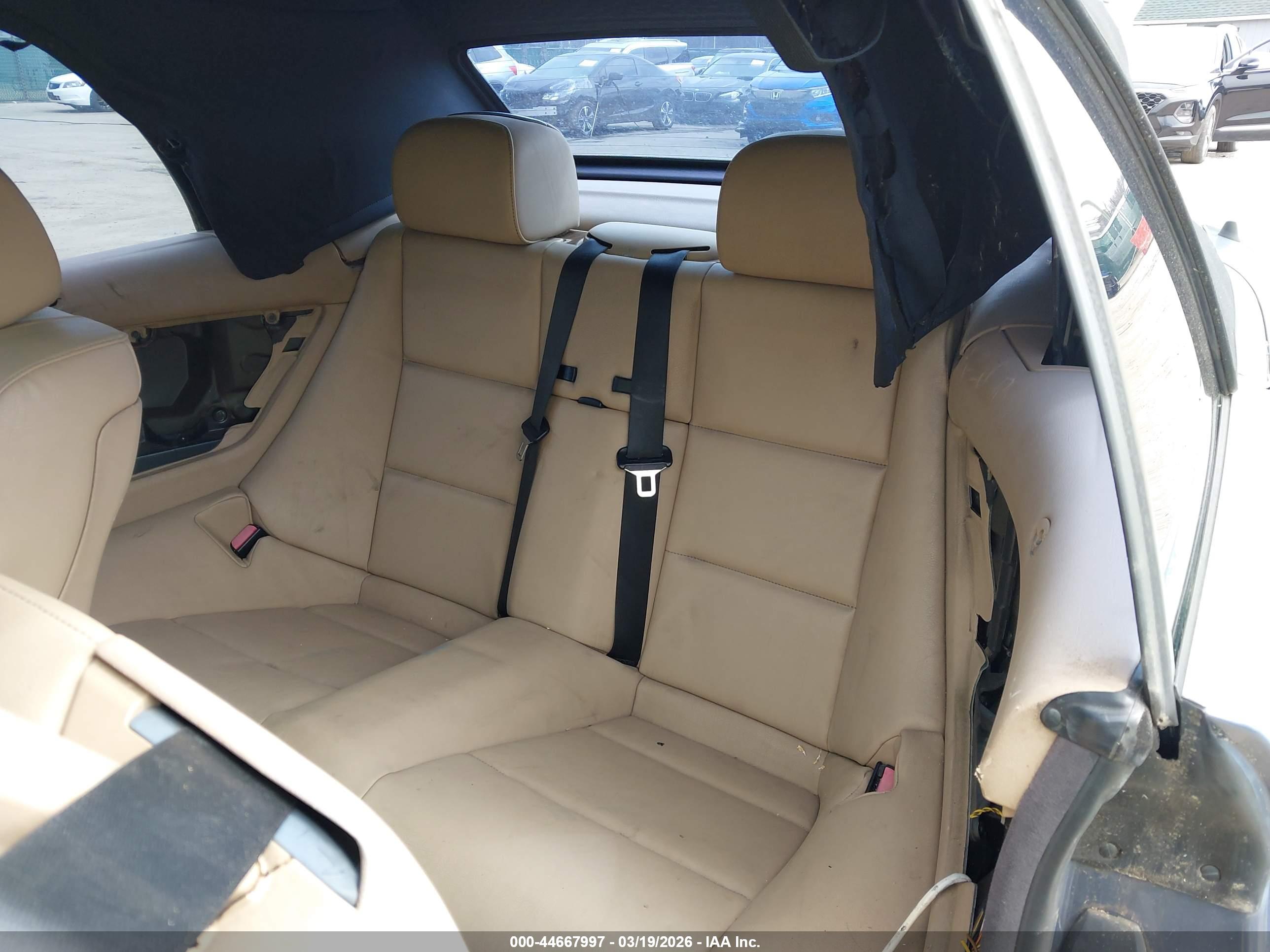 BMW 325CI image 8