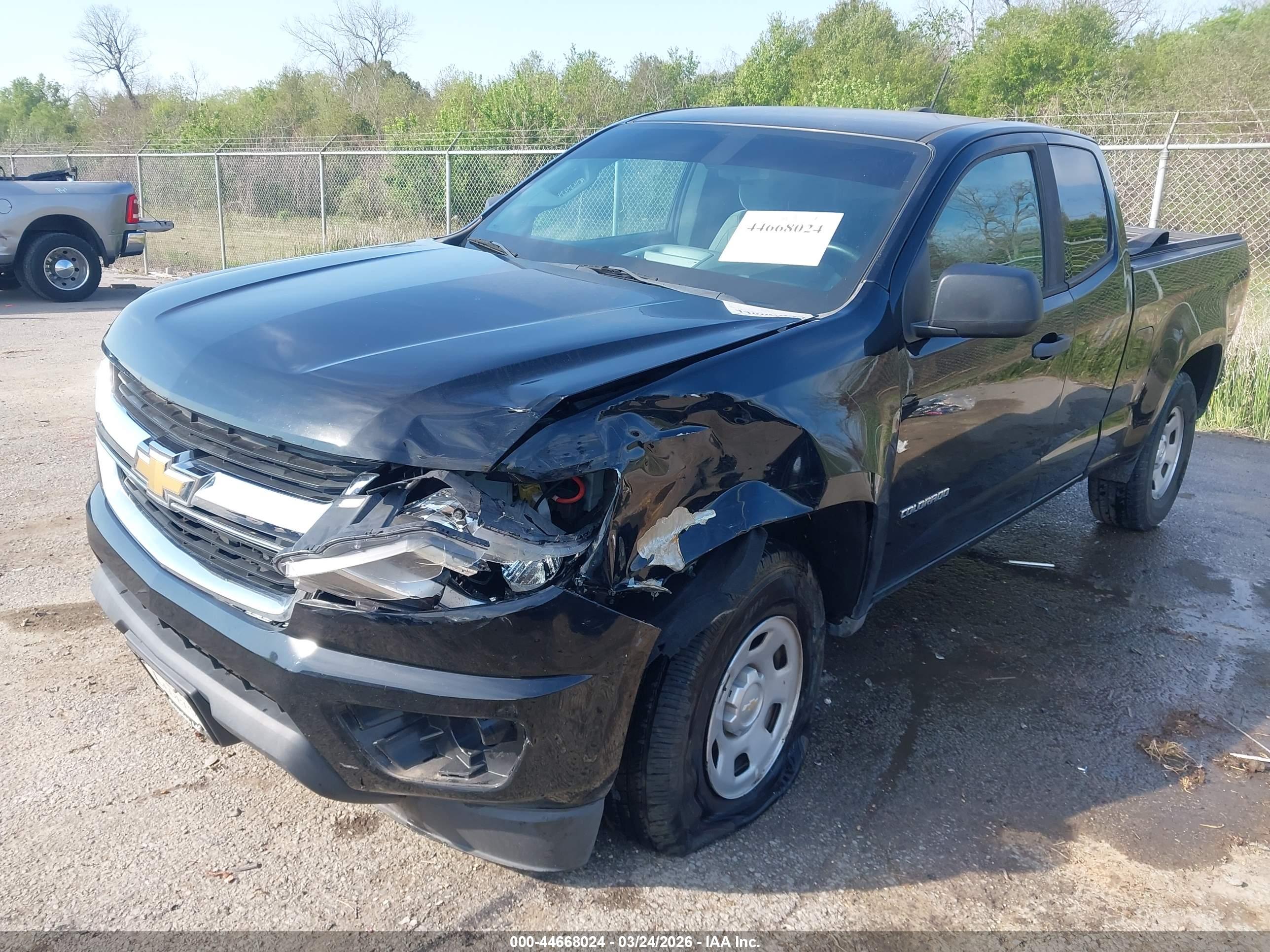 CHEVROLET COLORADO image 2