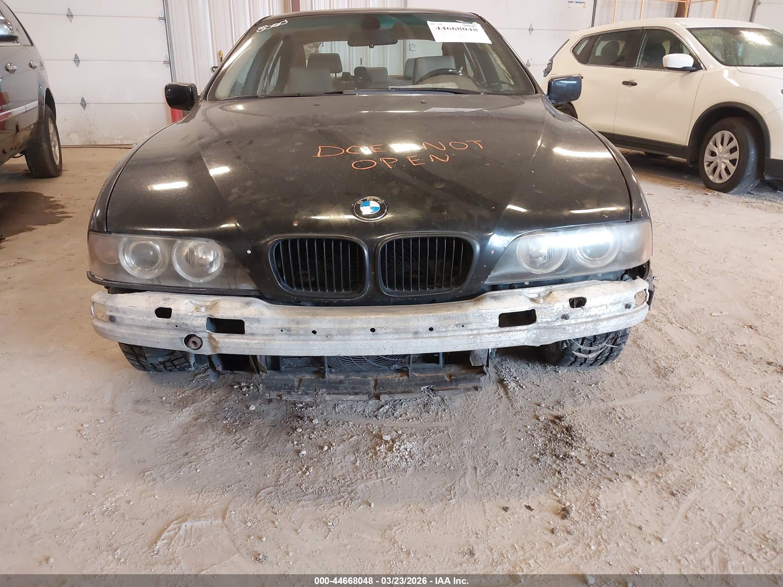 BMW 540IA image 6