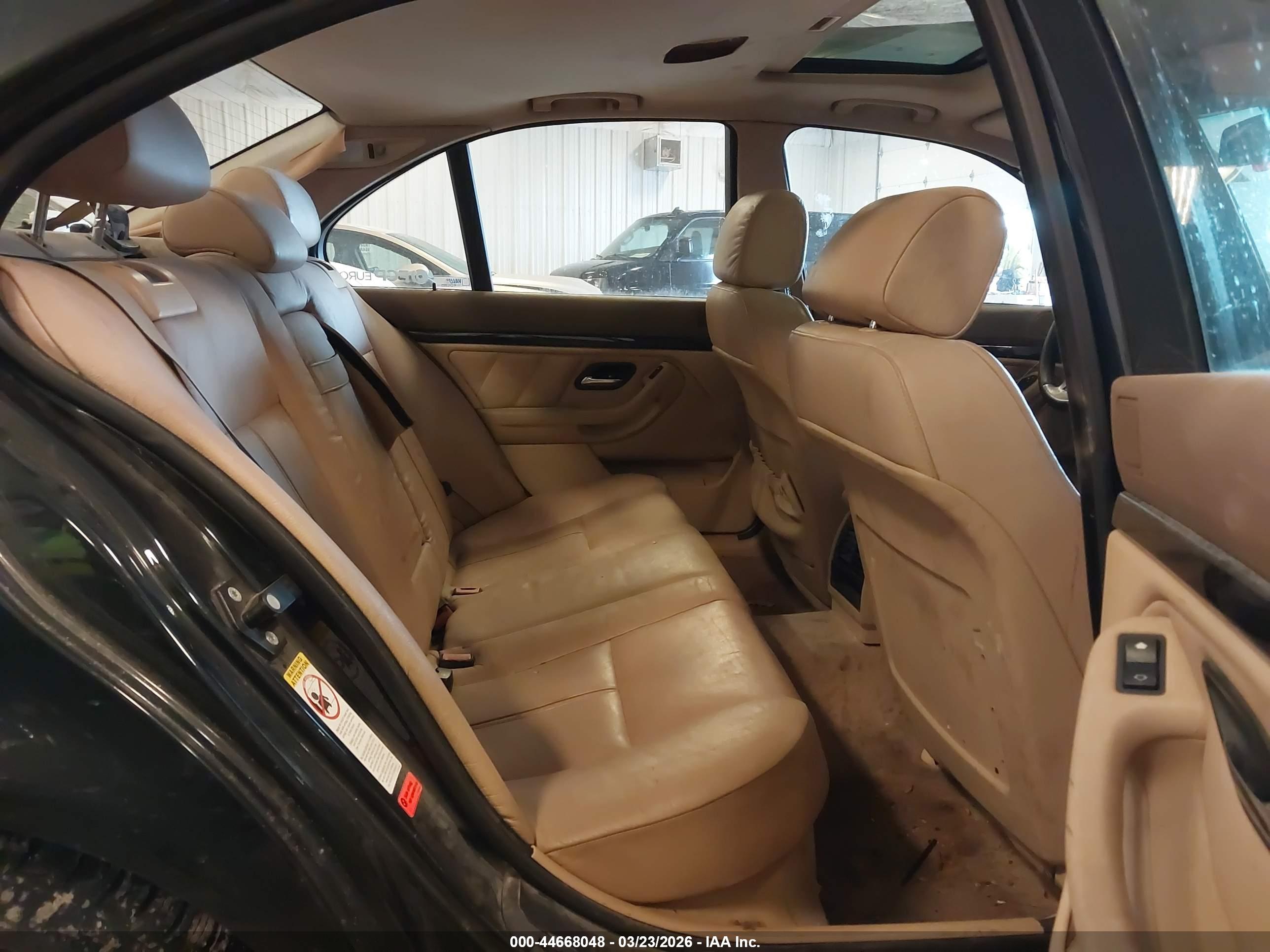 BMW 540IA image 8