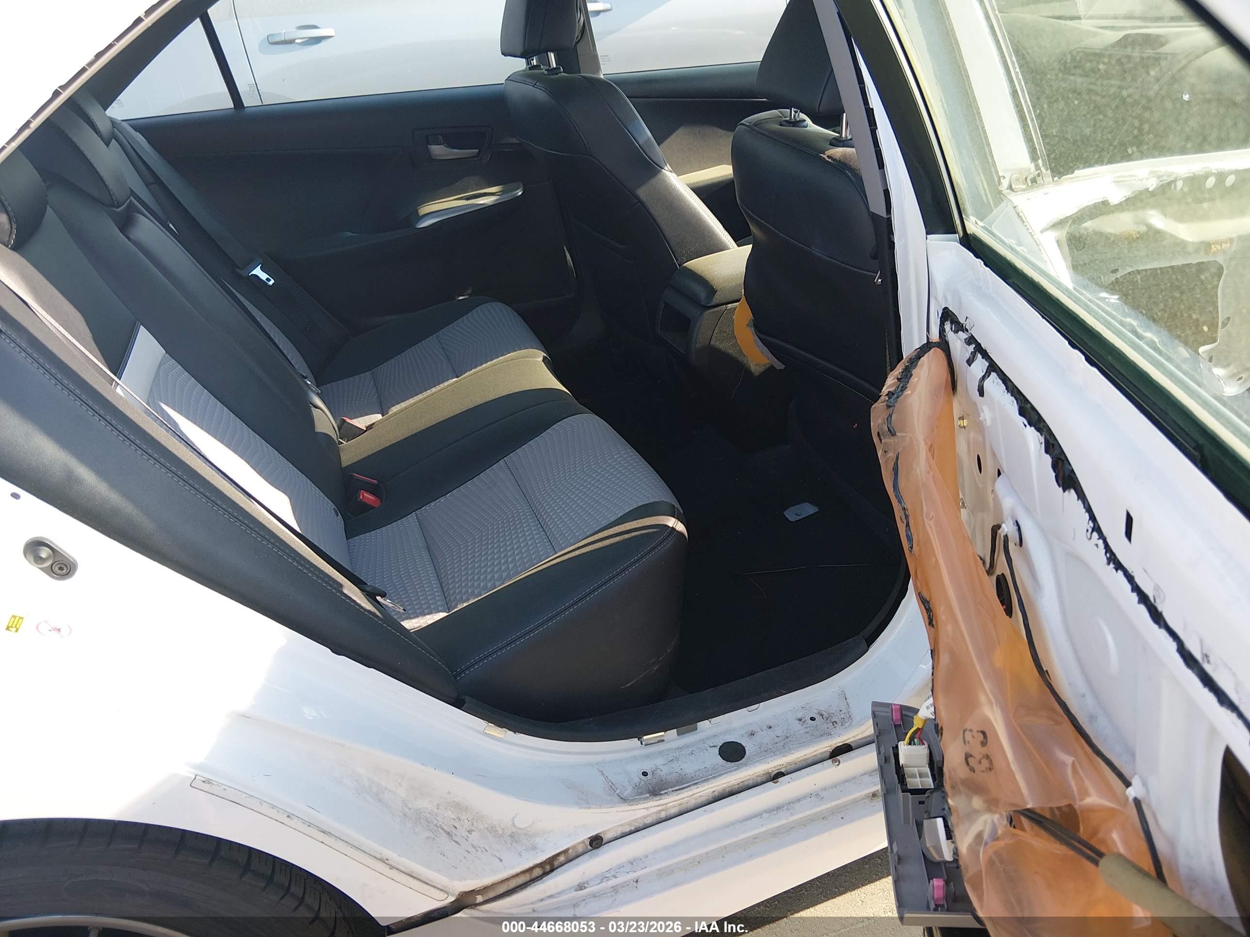 TOYOTA CAMRY image 8