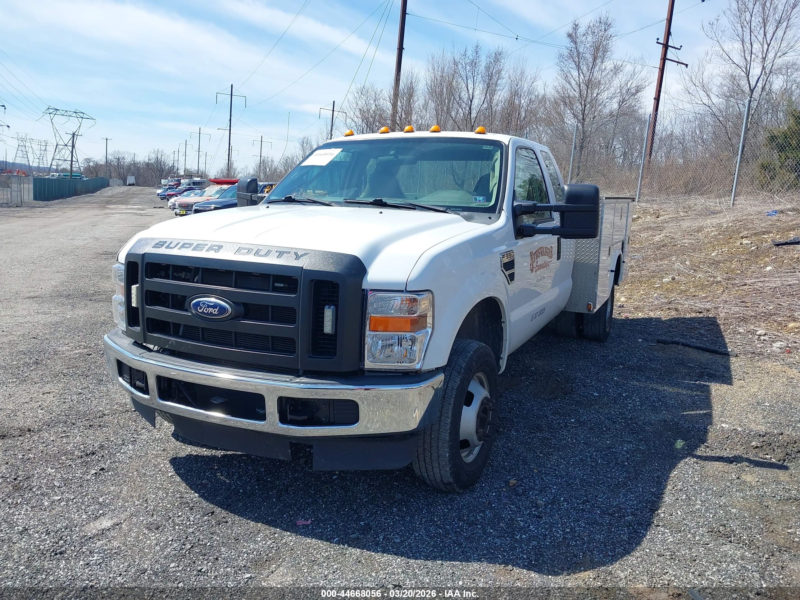 FORD F-350 image 2