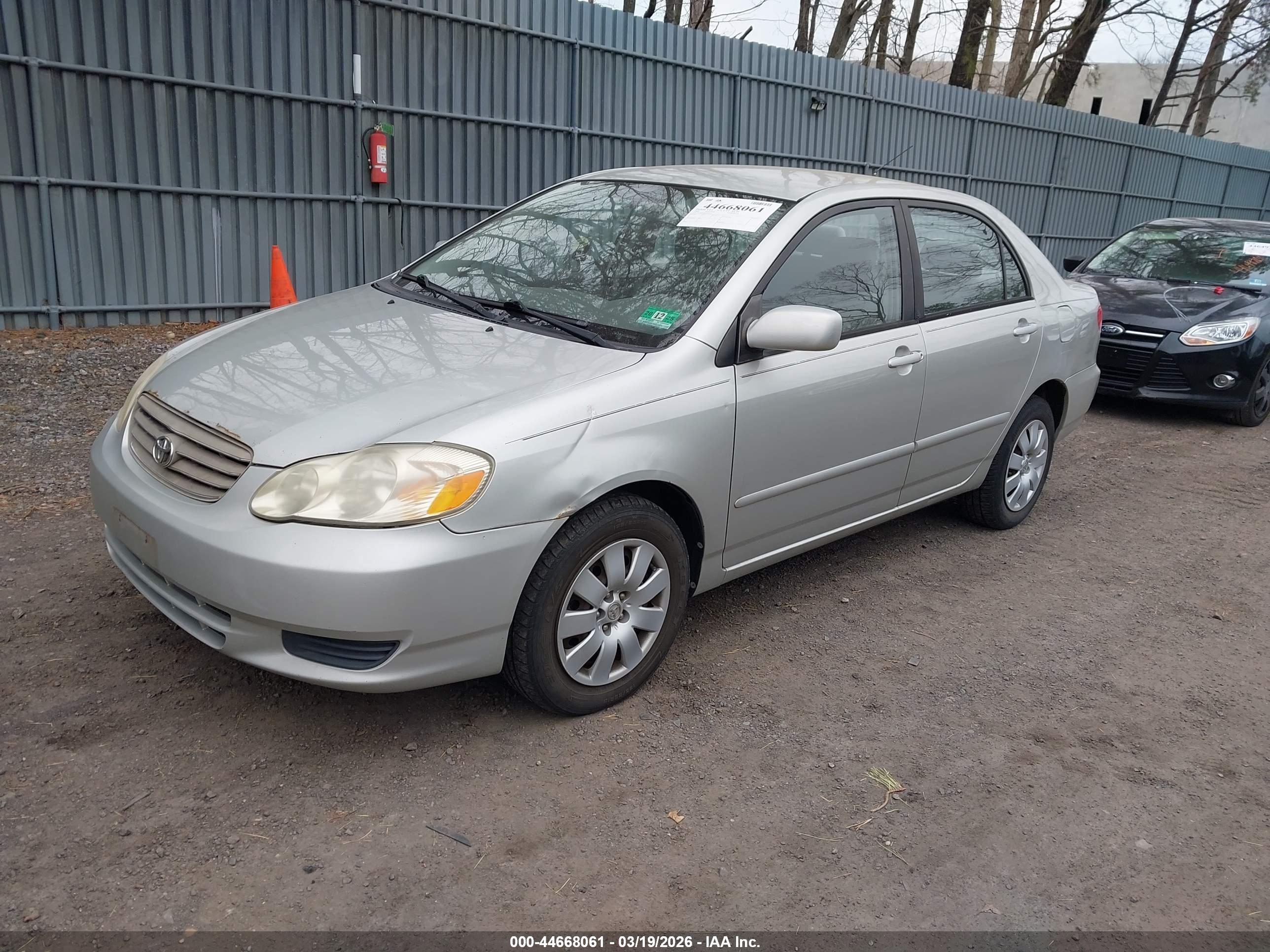 TOYOTA COROLLA image 2