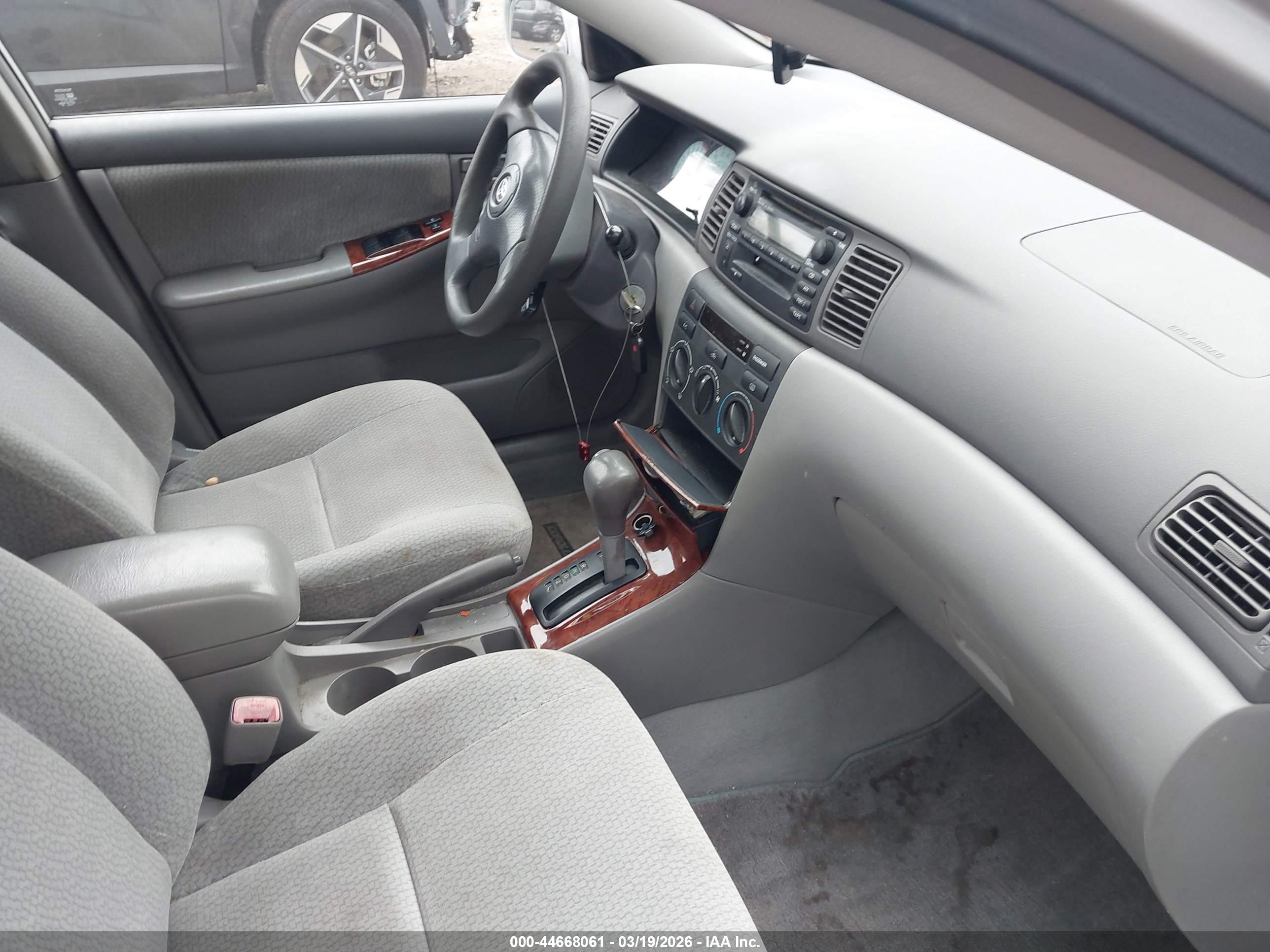 TOYOTA COROLLA image 5