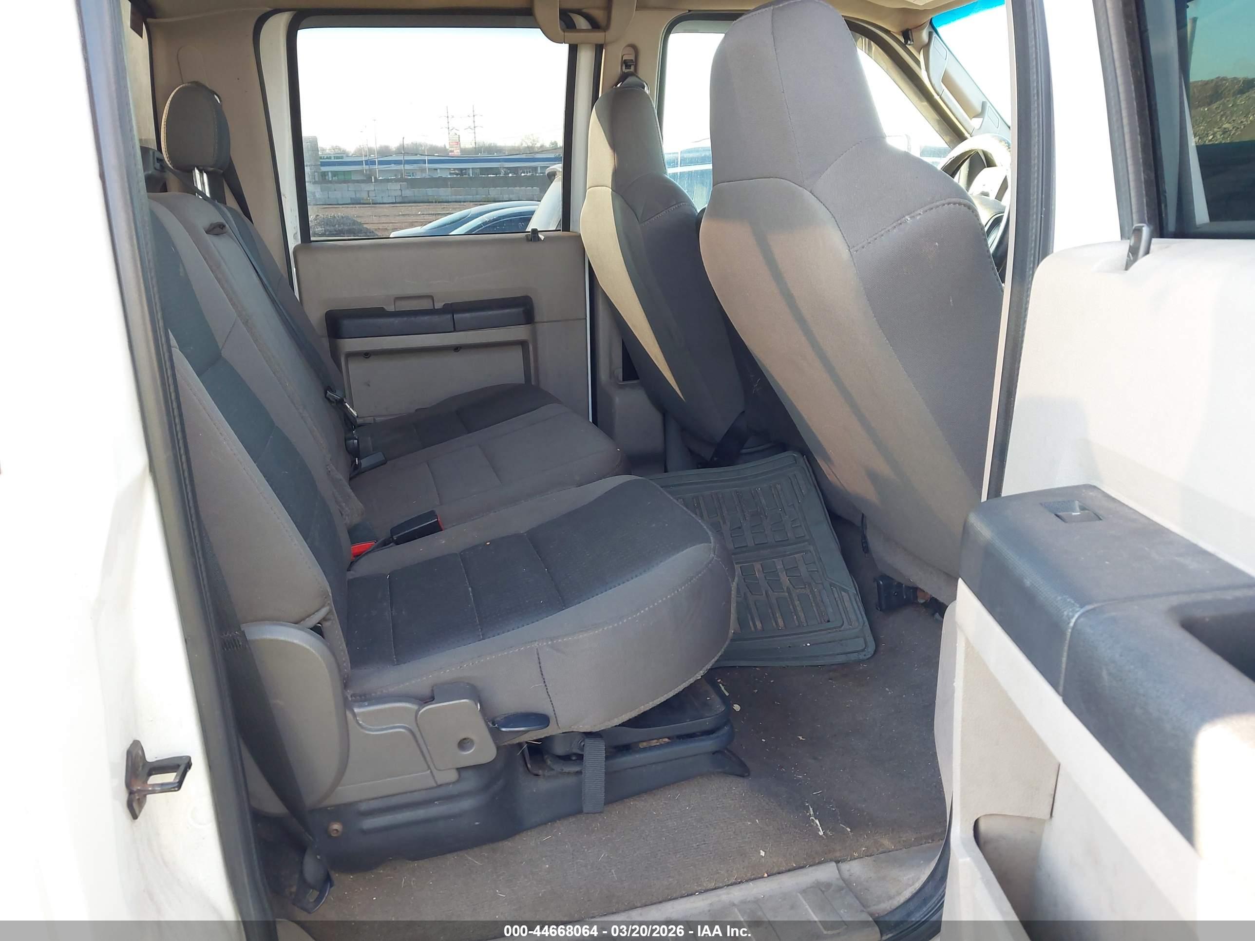 FORD F-250 image 8