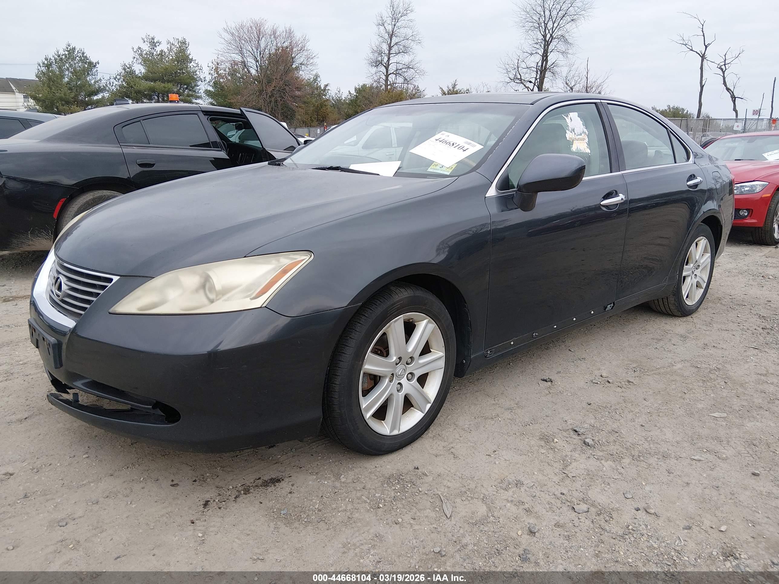 LEXUS ES image 2