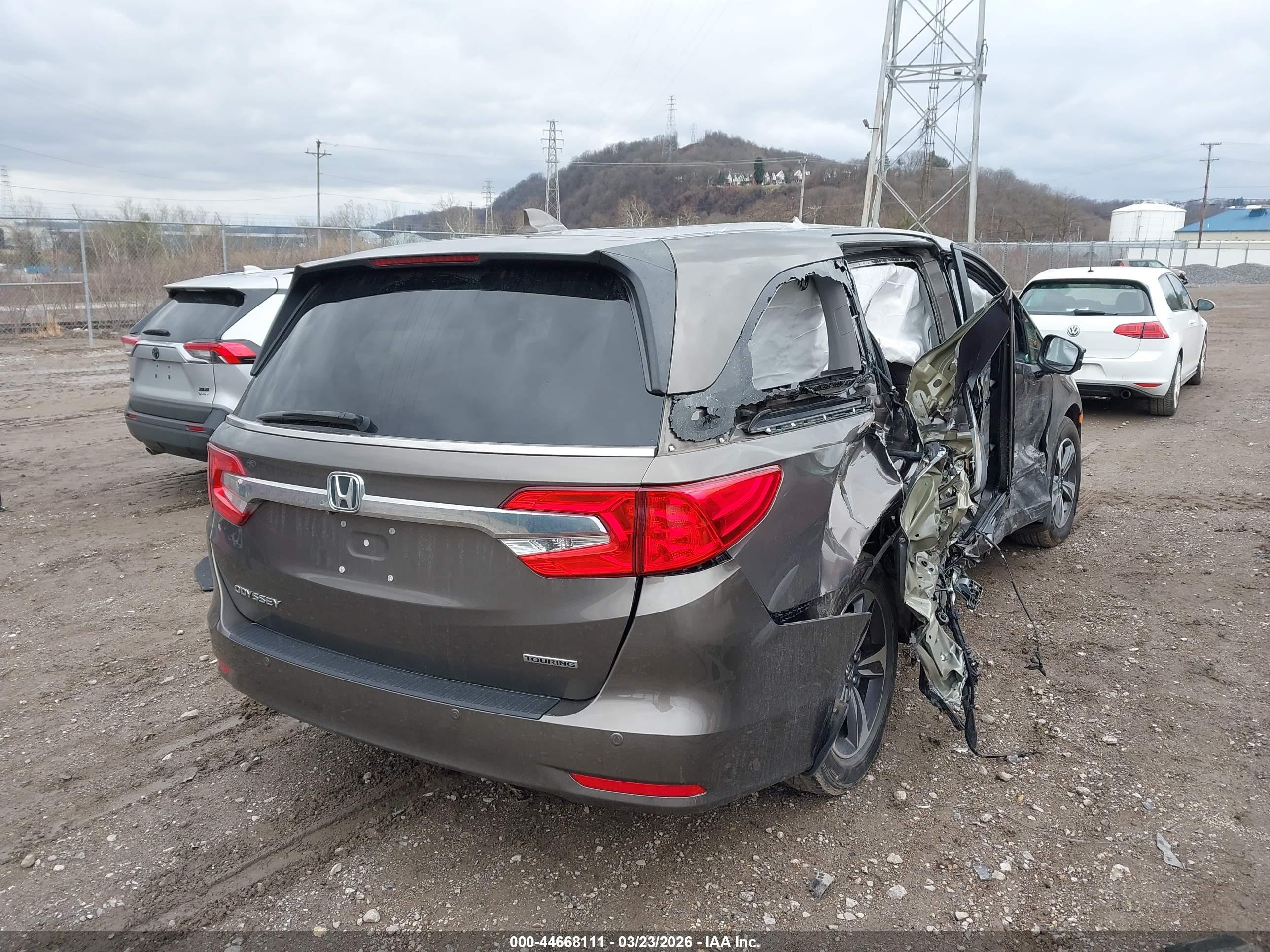 HONDA ODYSSEY image 4