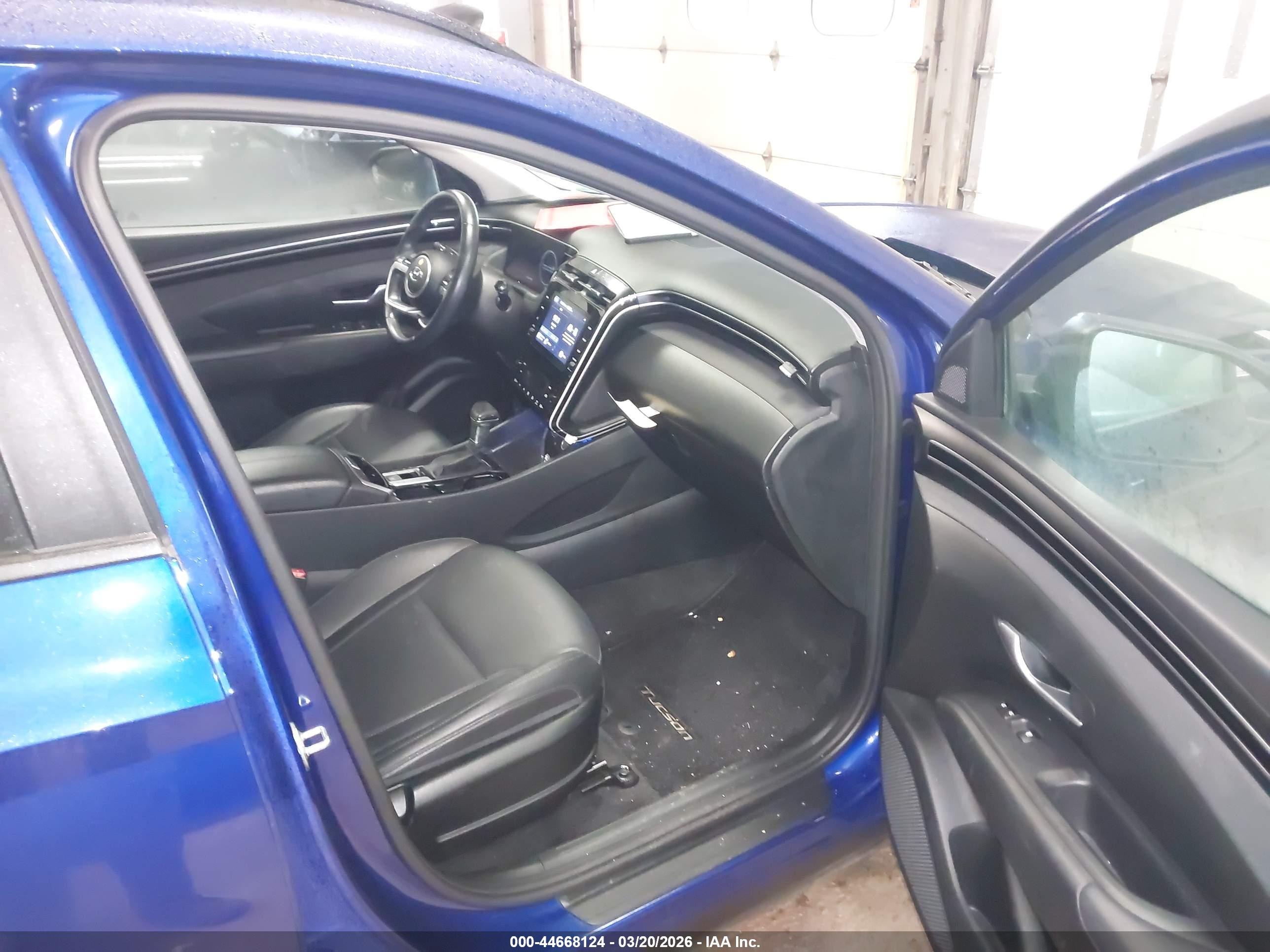 HYUNDAI TUCSON image 5