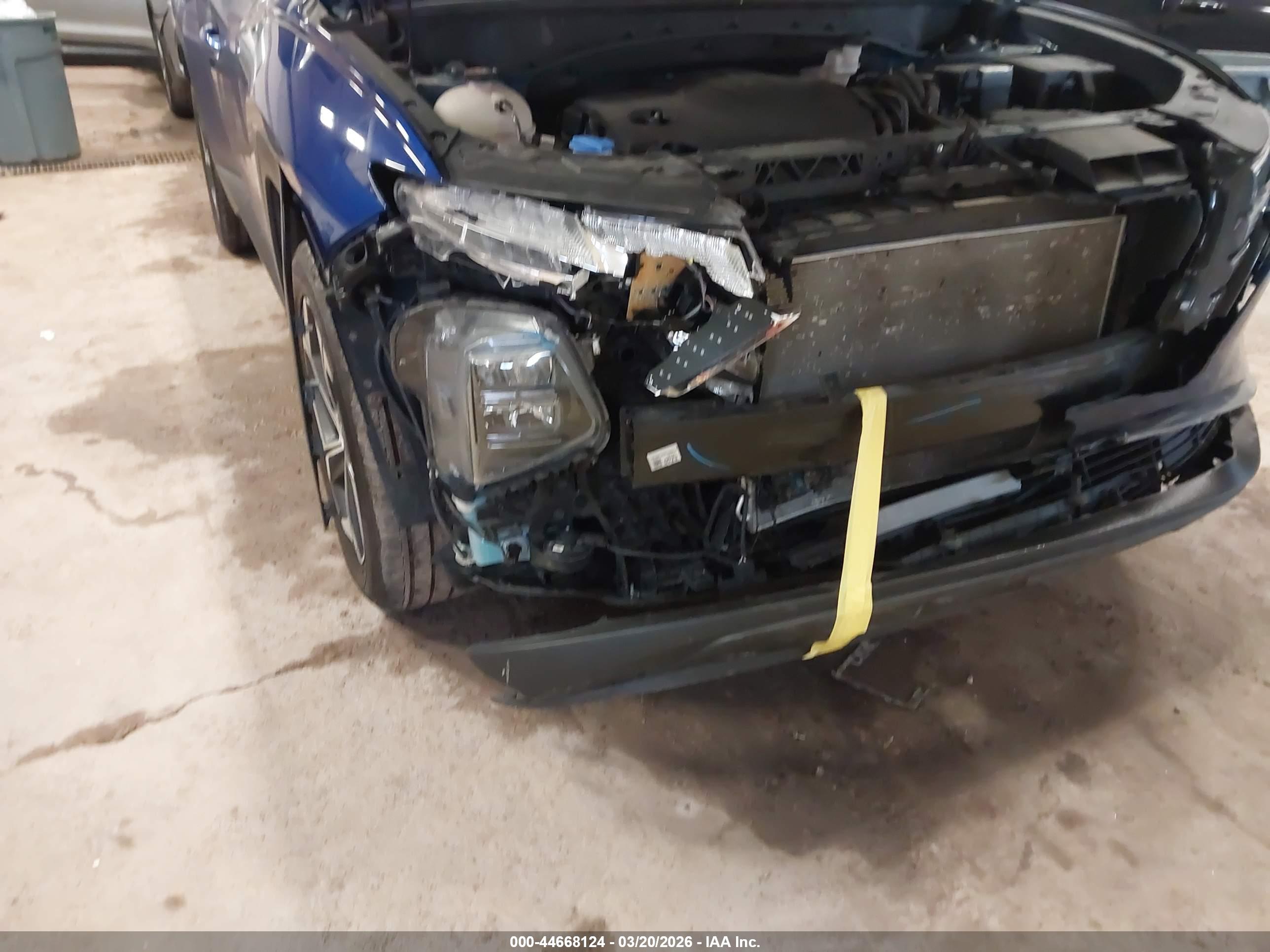 HYUNDAI TUCSON image 6