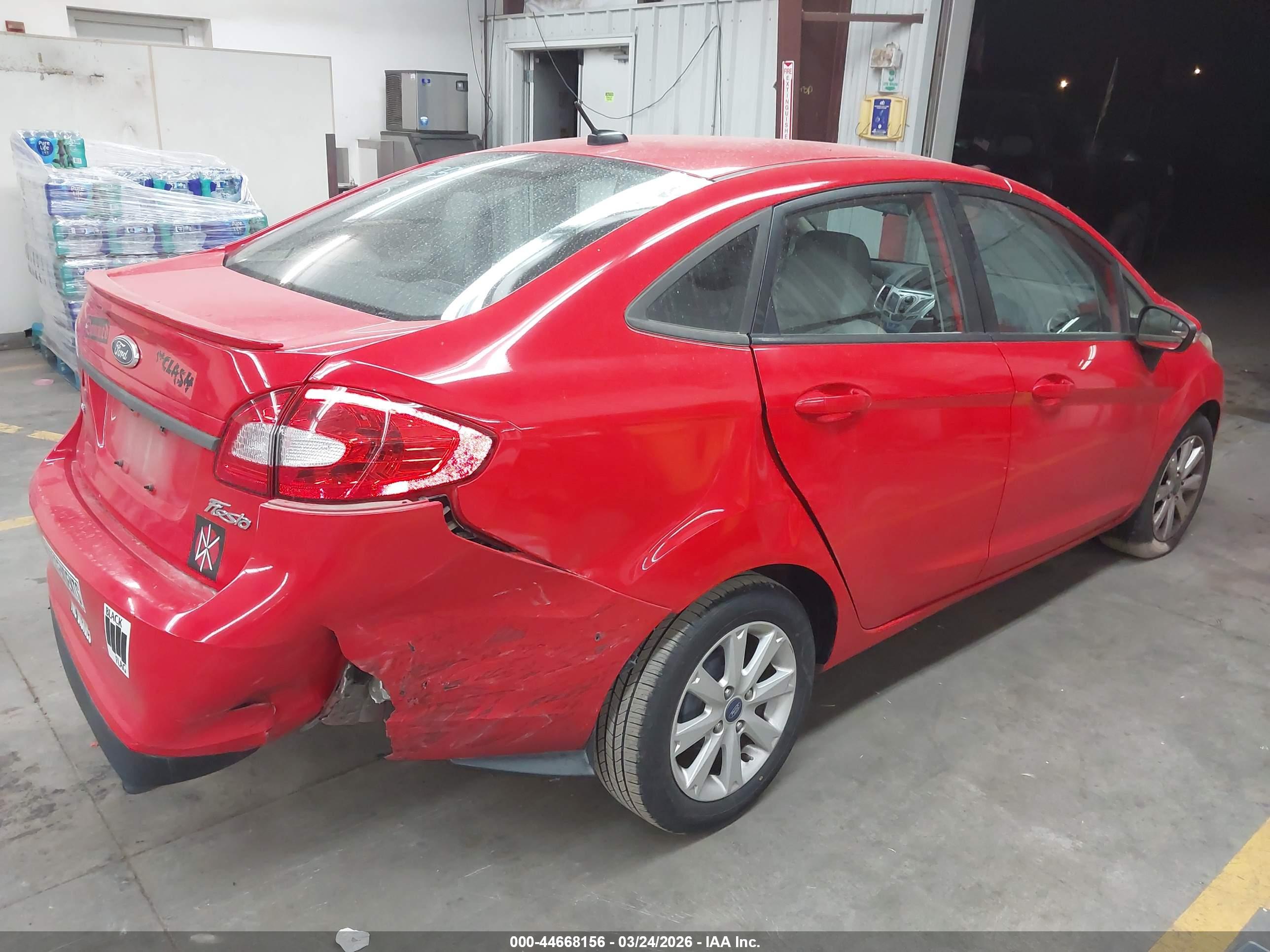 FORD FIESTA image 4