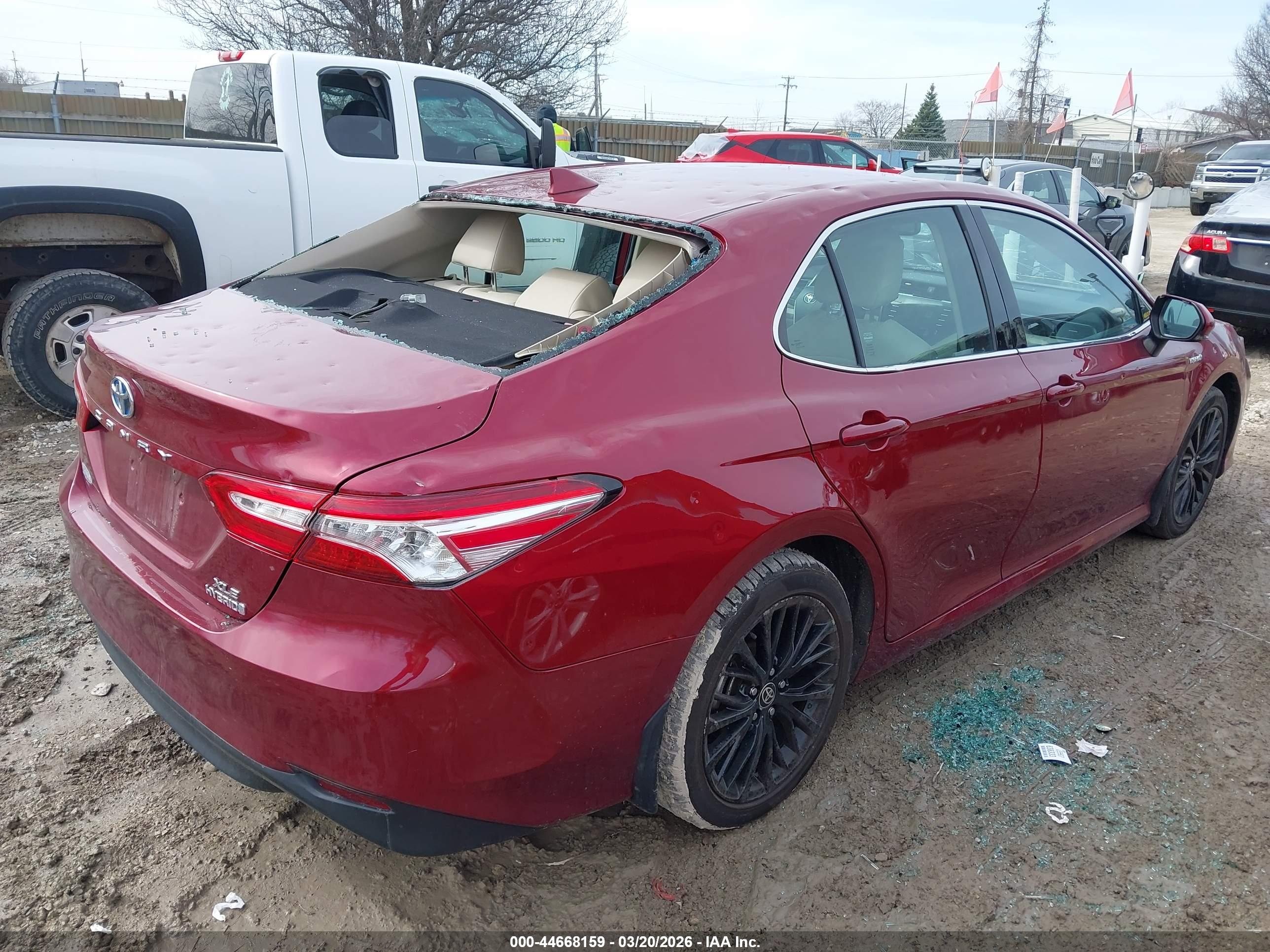 TOYOTA CAMRY image 4