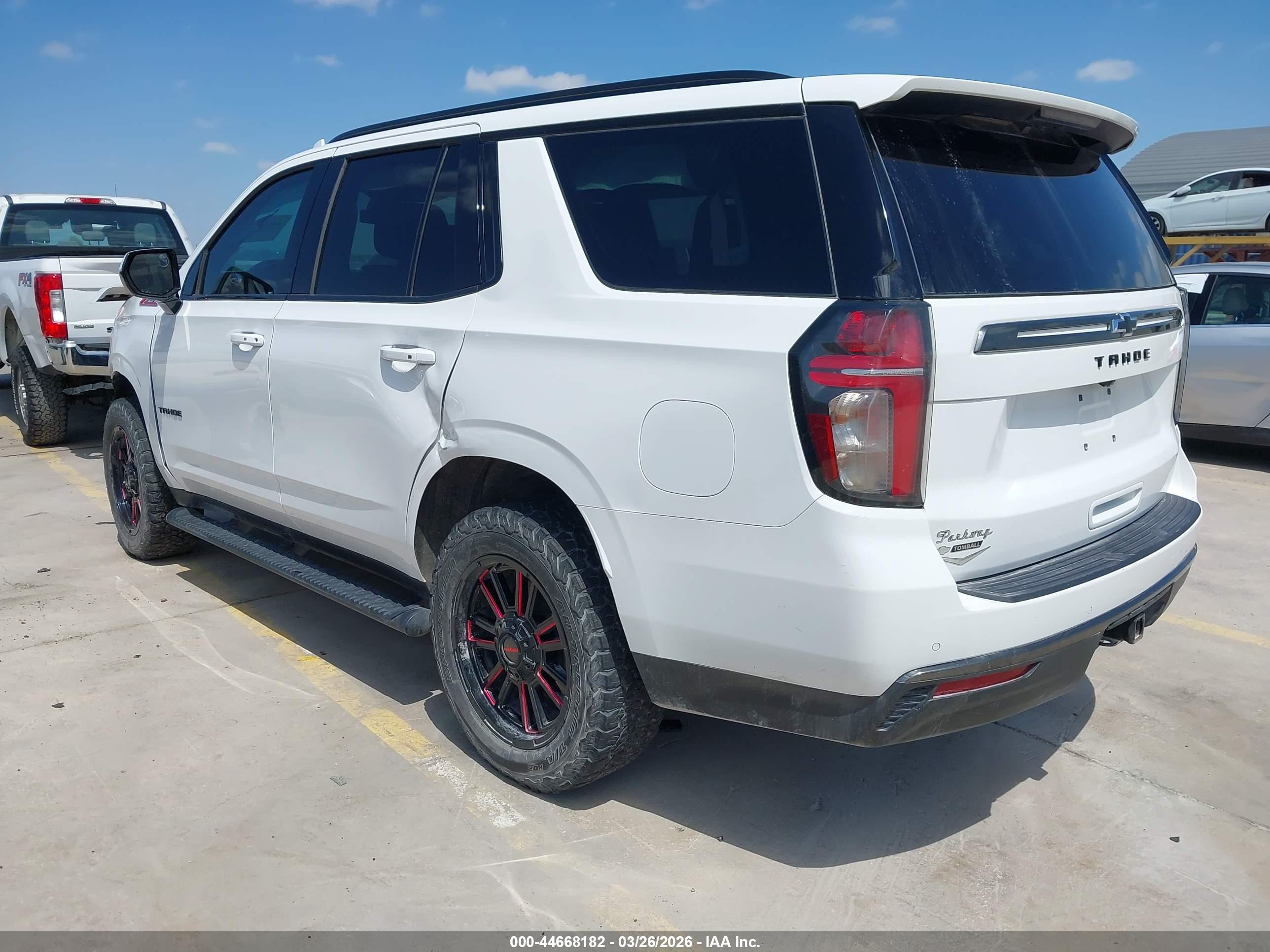 CHEVROLET TAHOE image 3