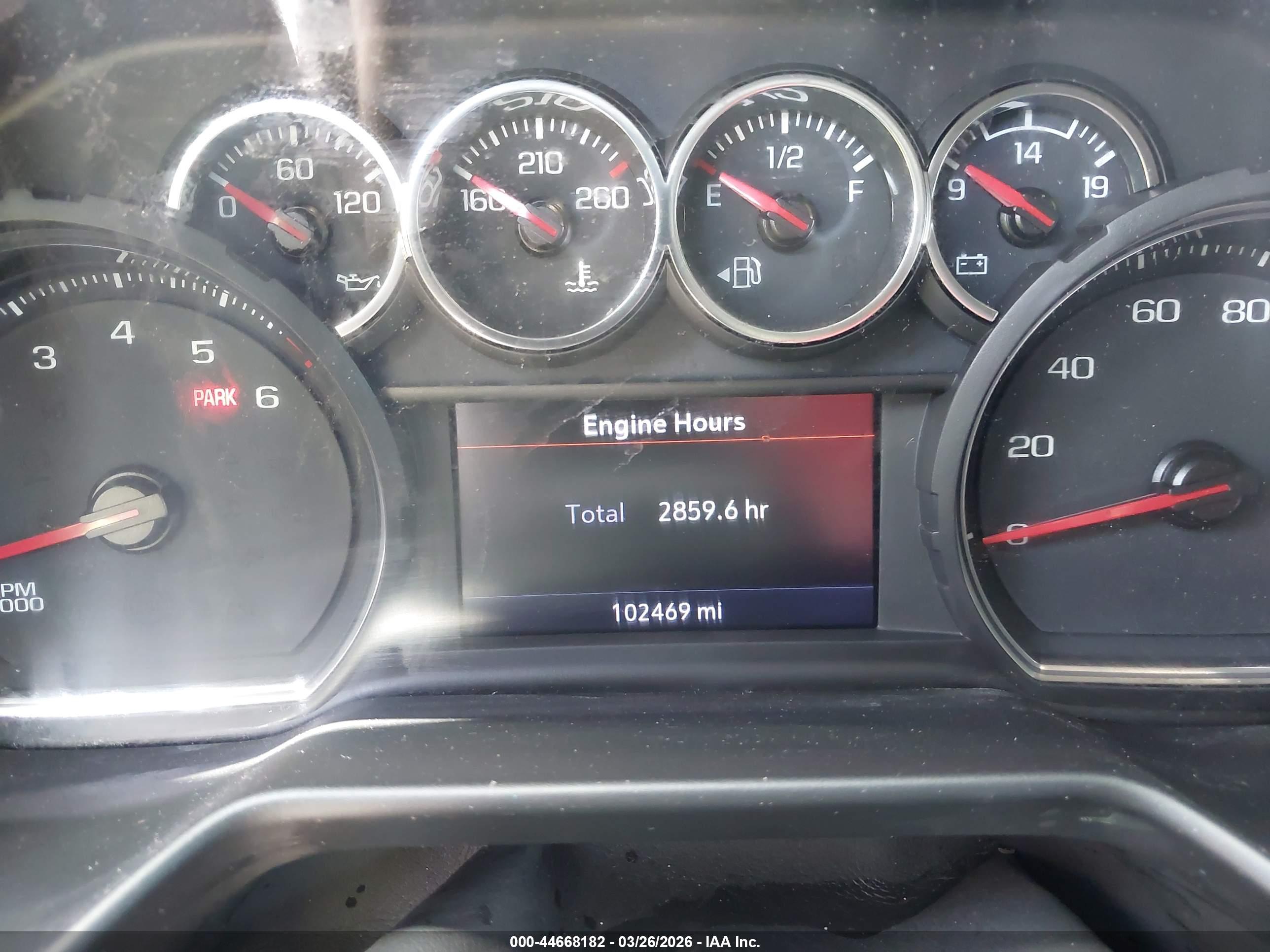 CHEVROLET TAHOE image 7