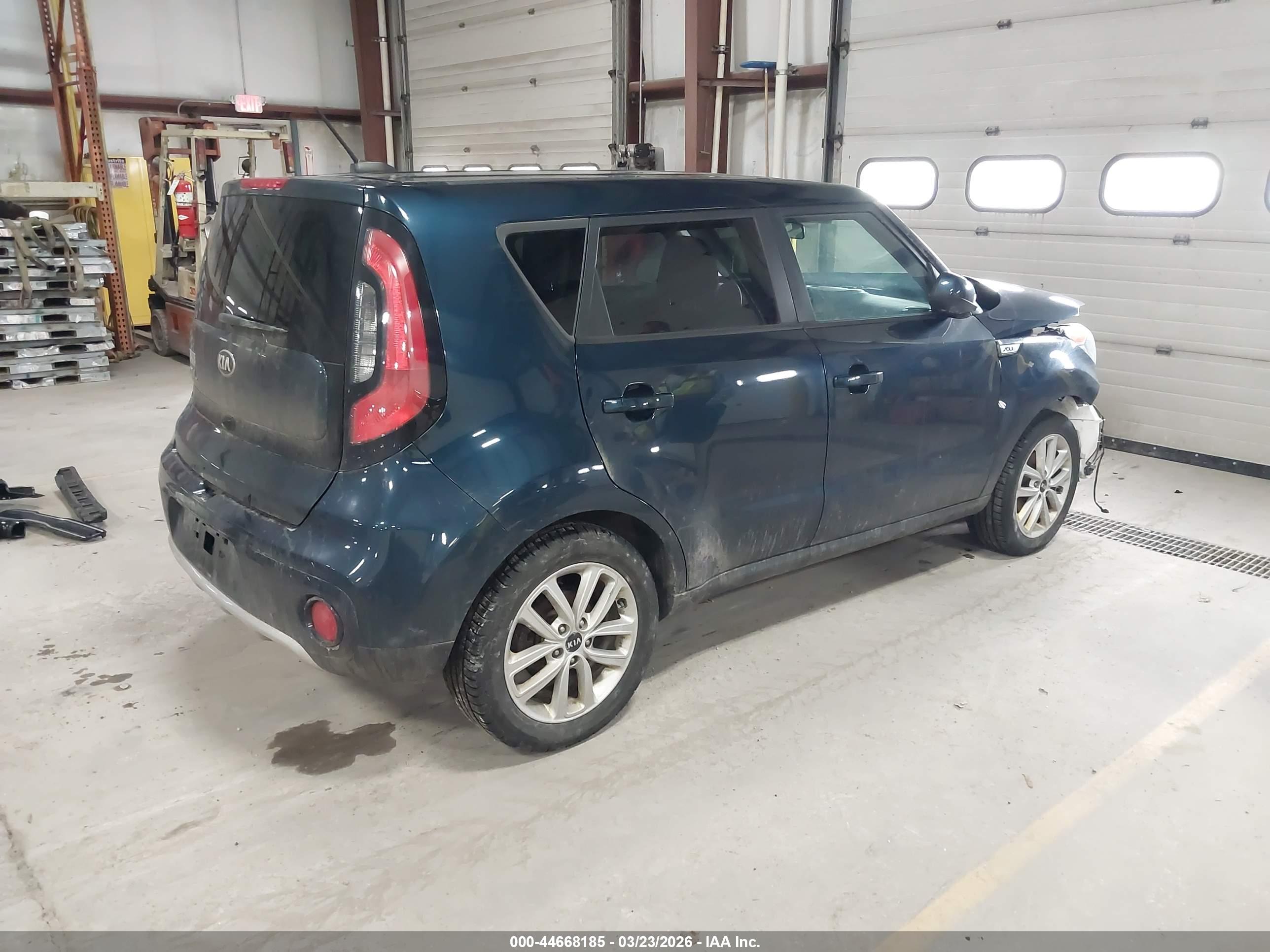 KIA SOUL image 4