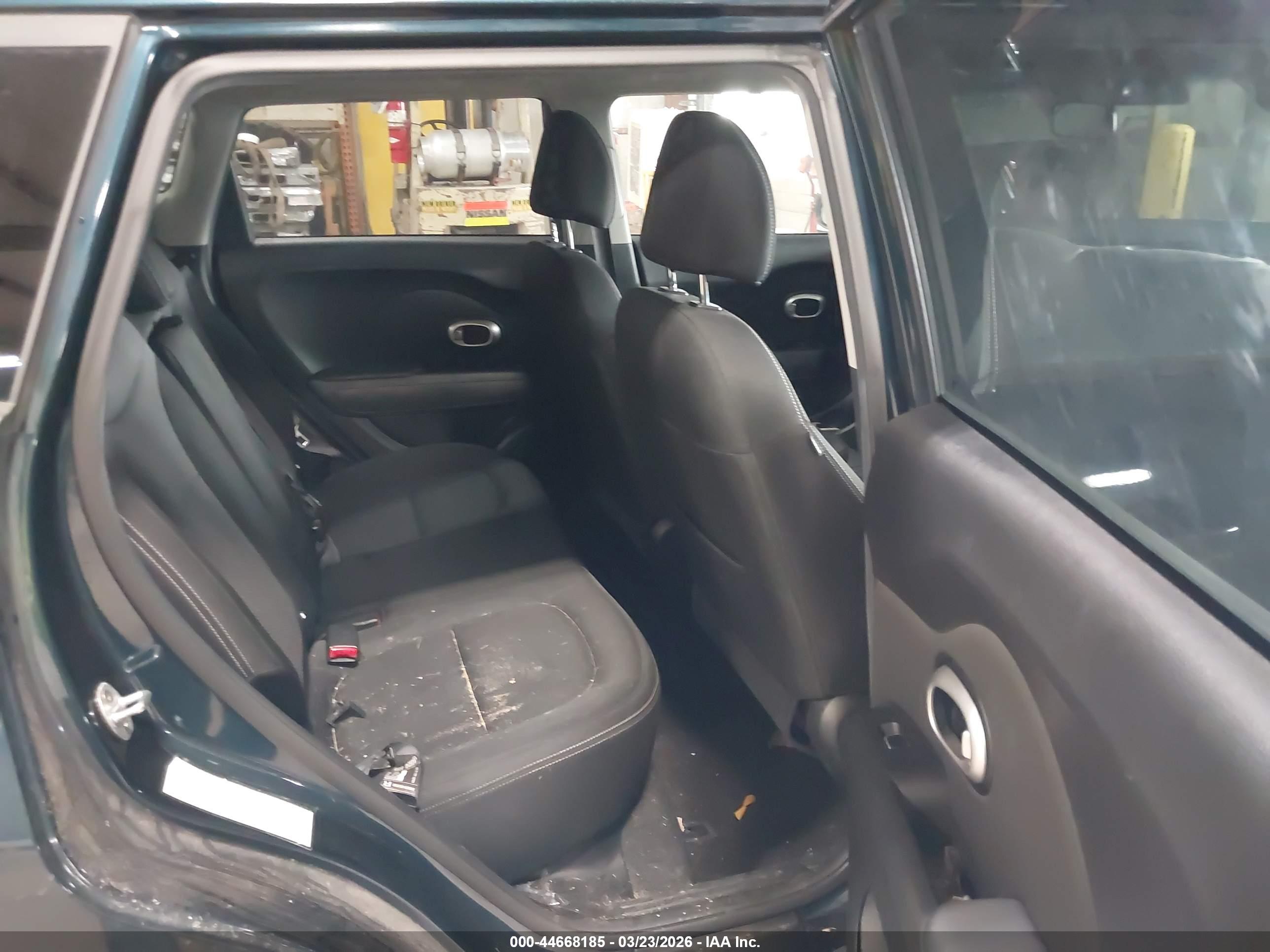 KIA SOUL image 8