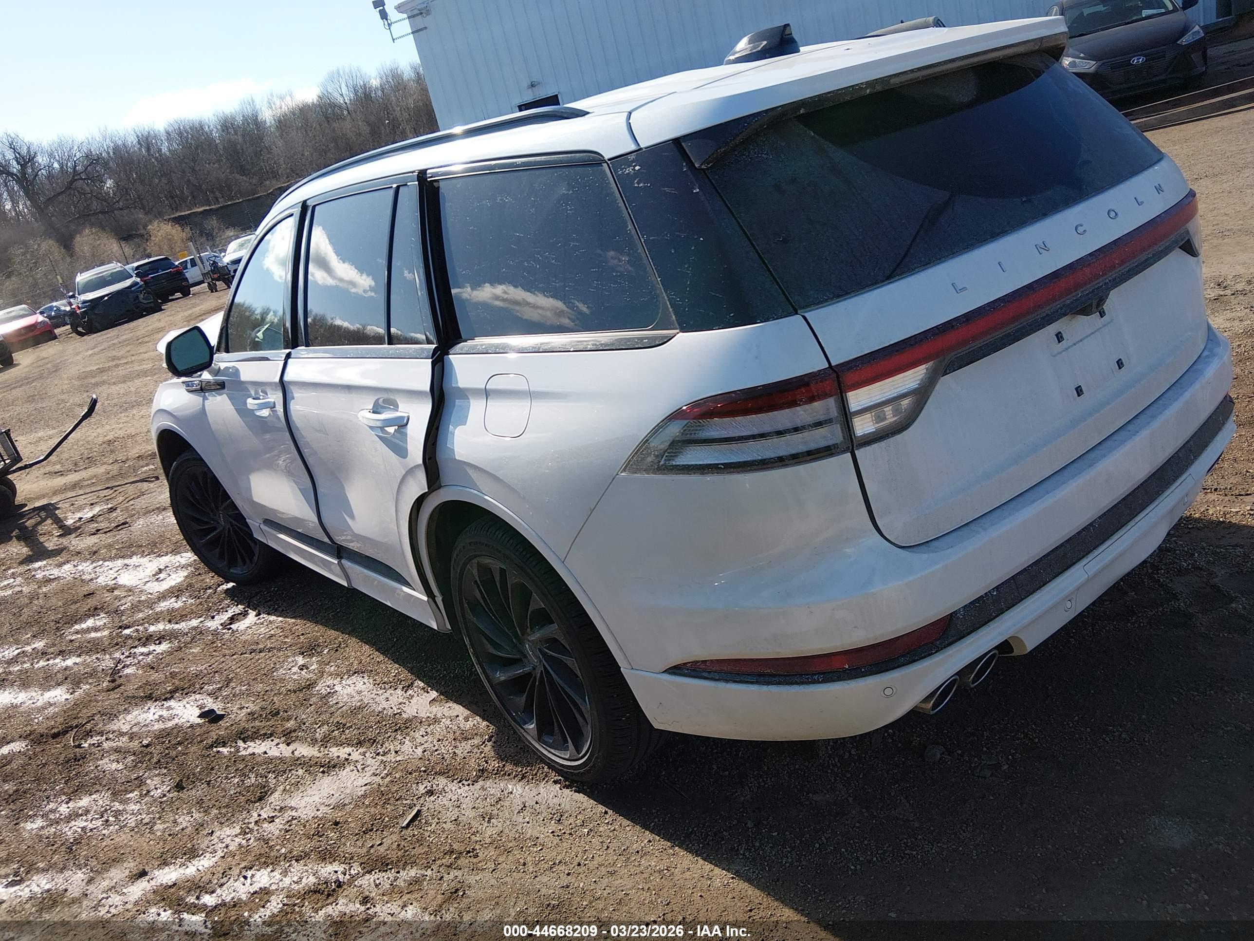 LINCOLN AVIATOR image 3