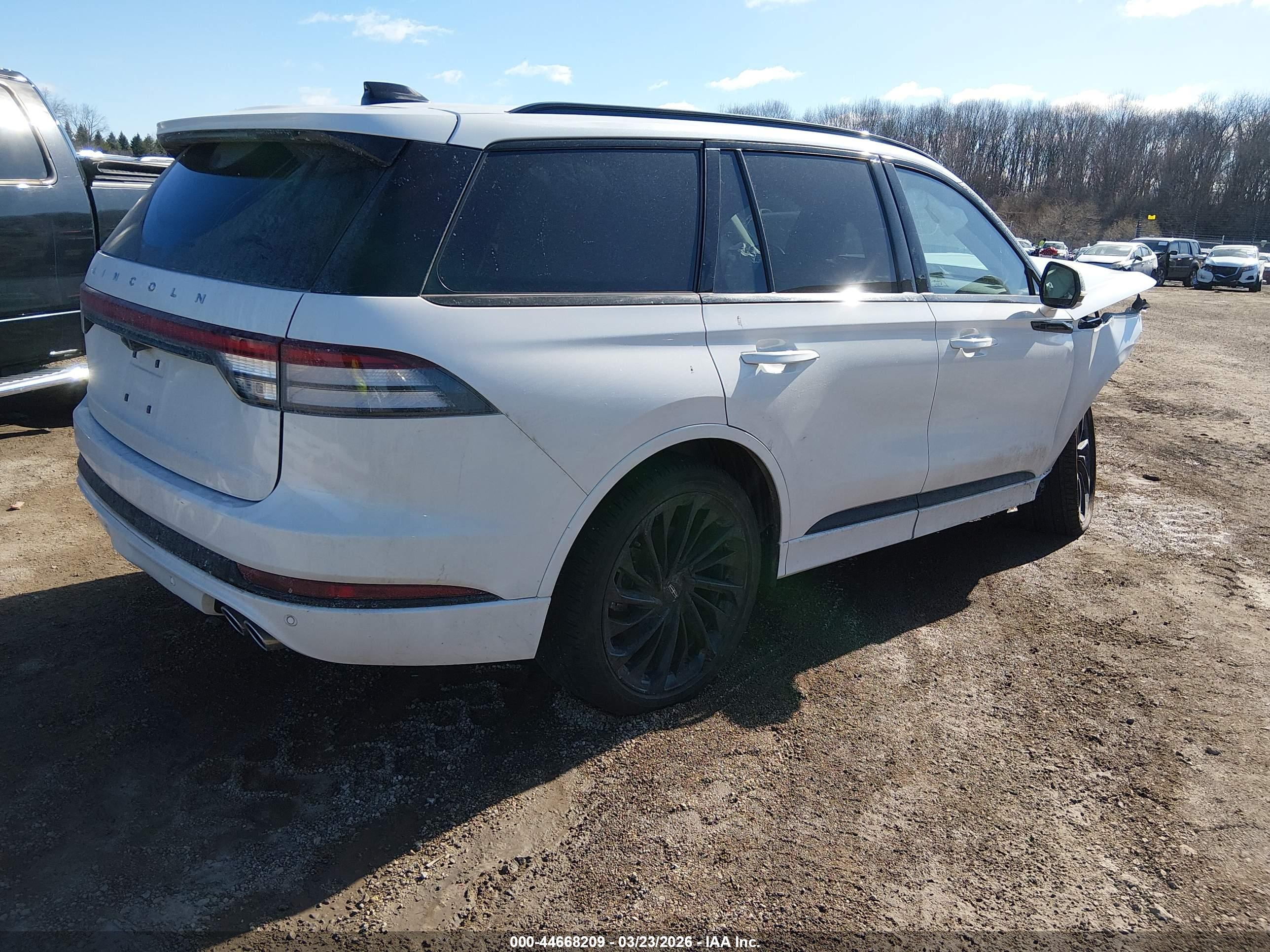 LINCOLN AVIATOR image 4