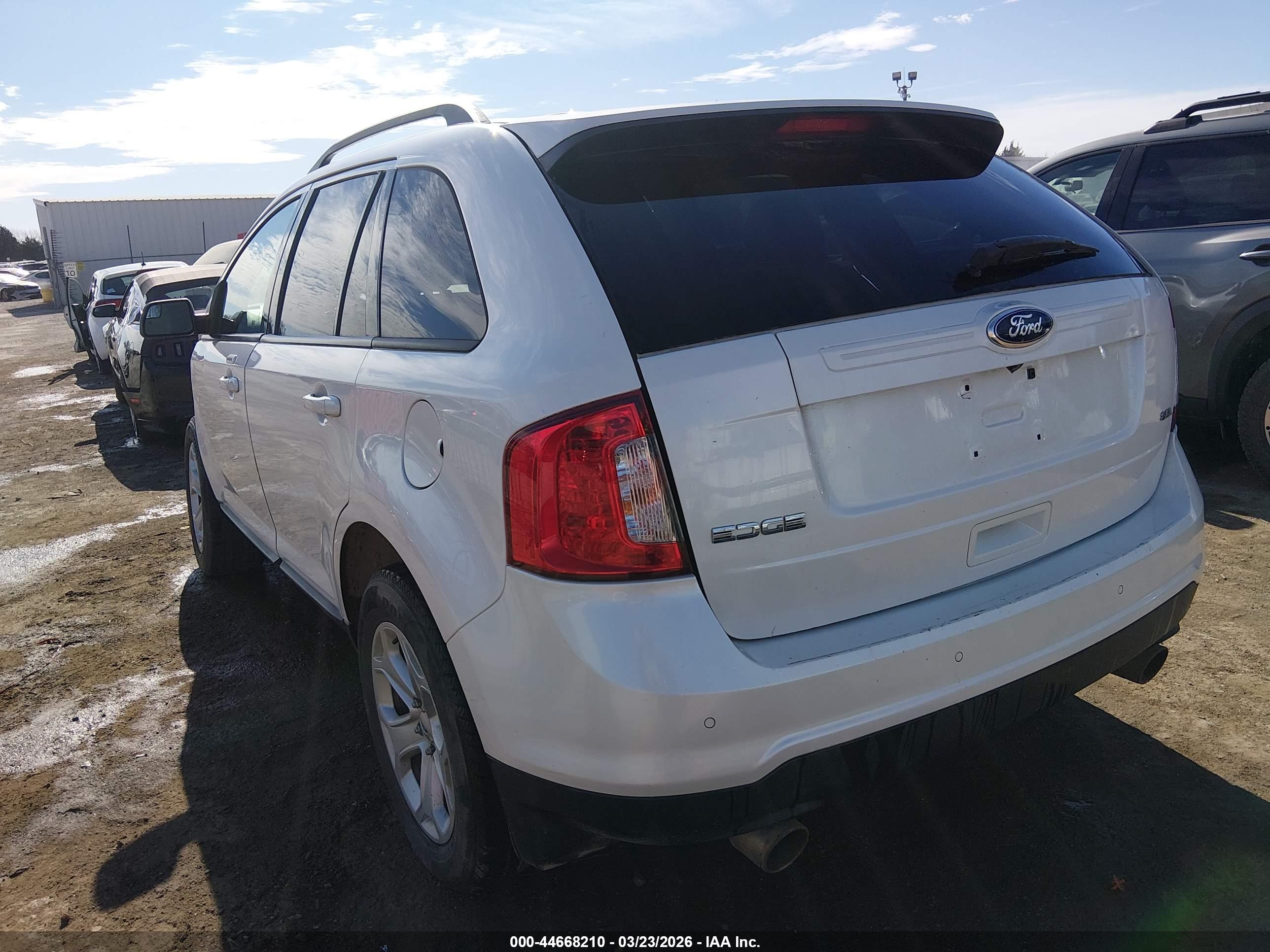 FORD EDGE image 3