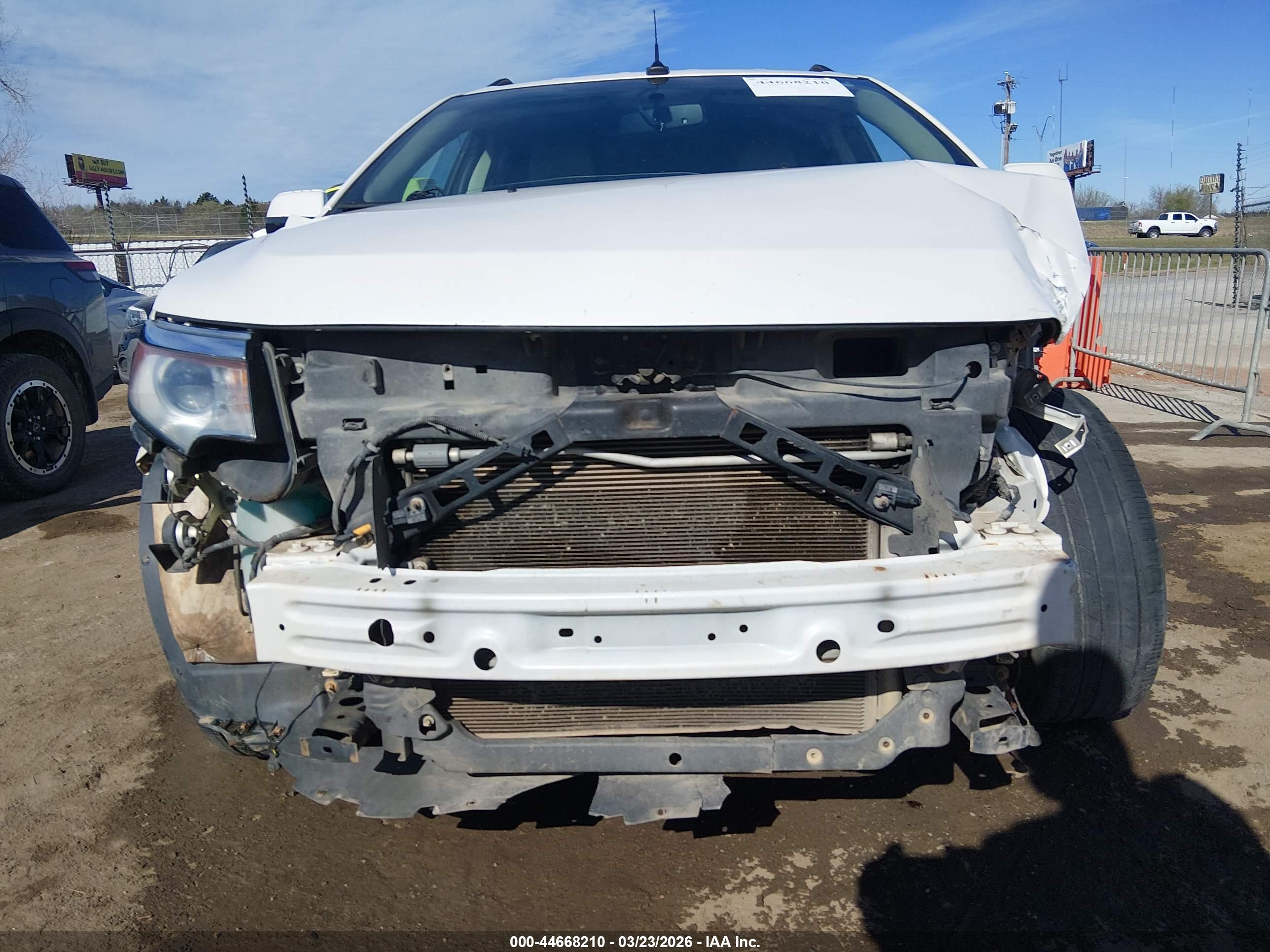 FORD EDGE image 6
