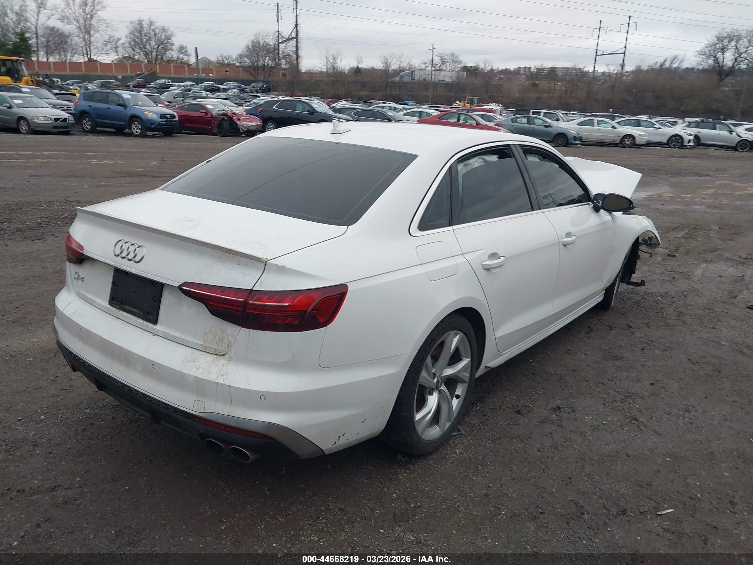 AUDI S4 image 4