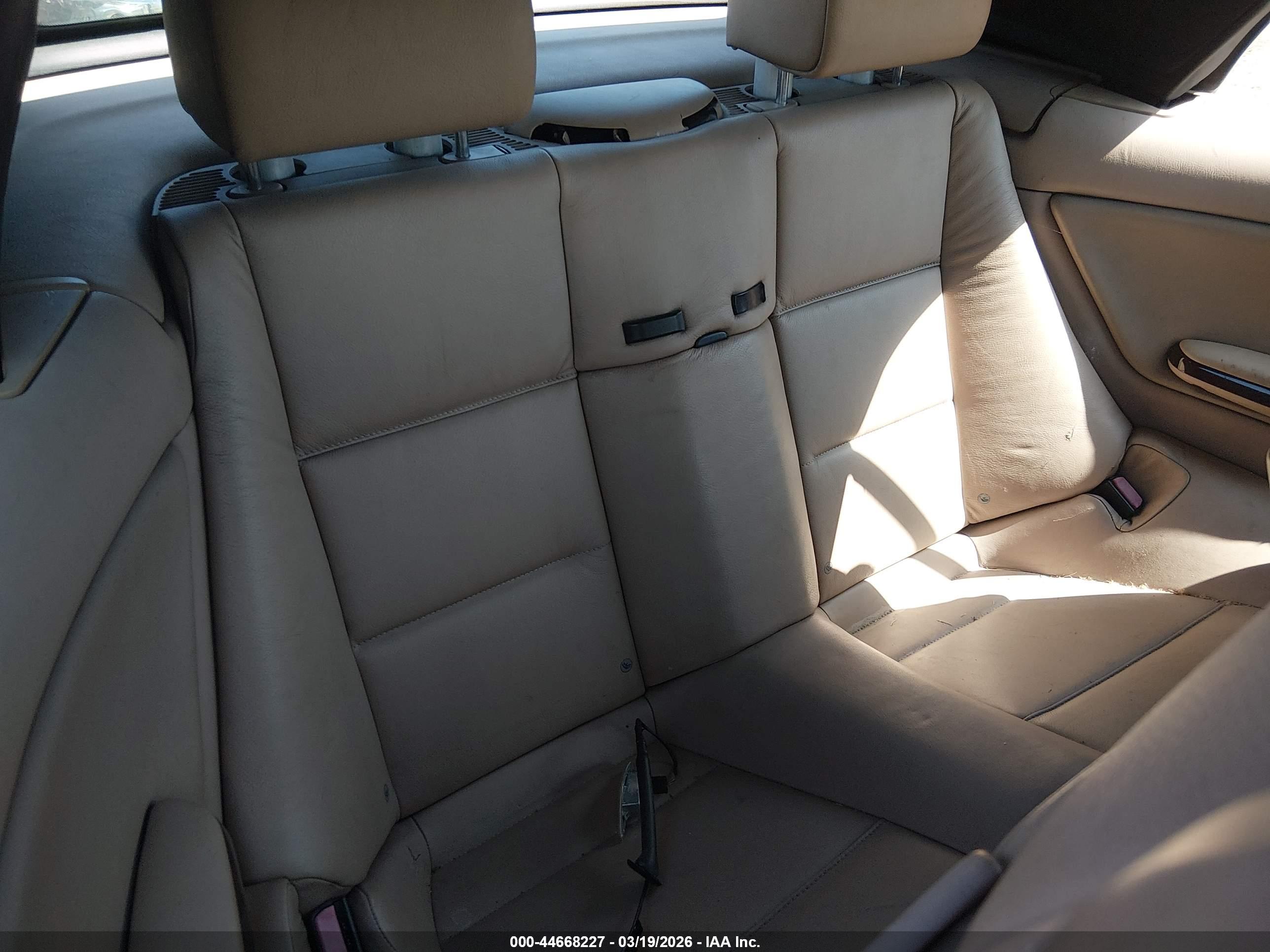 BMW 325CI image 8