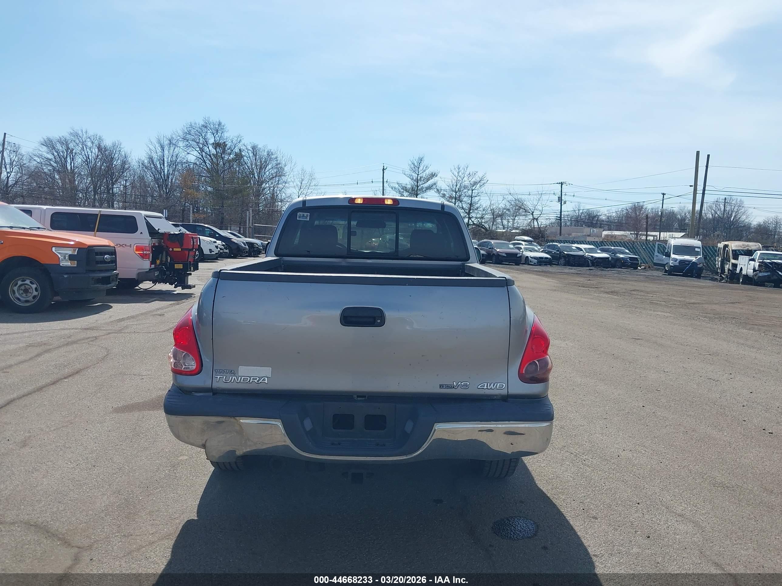 TOYOTA TUNDRA image 6