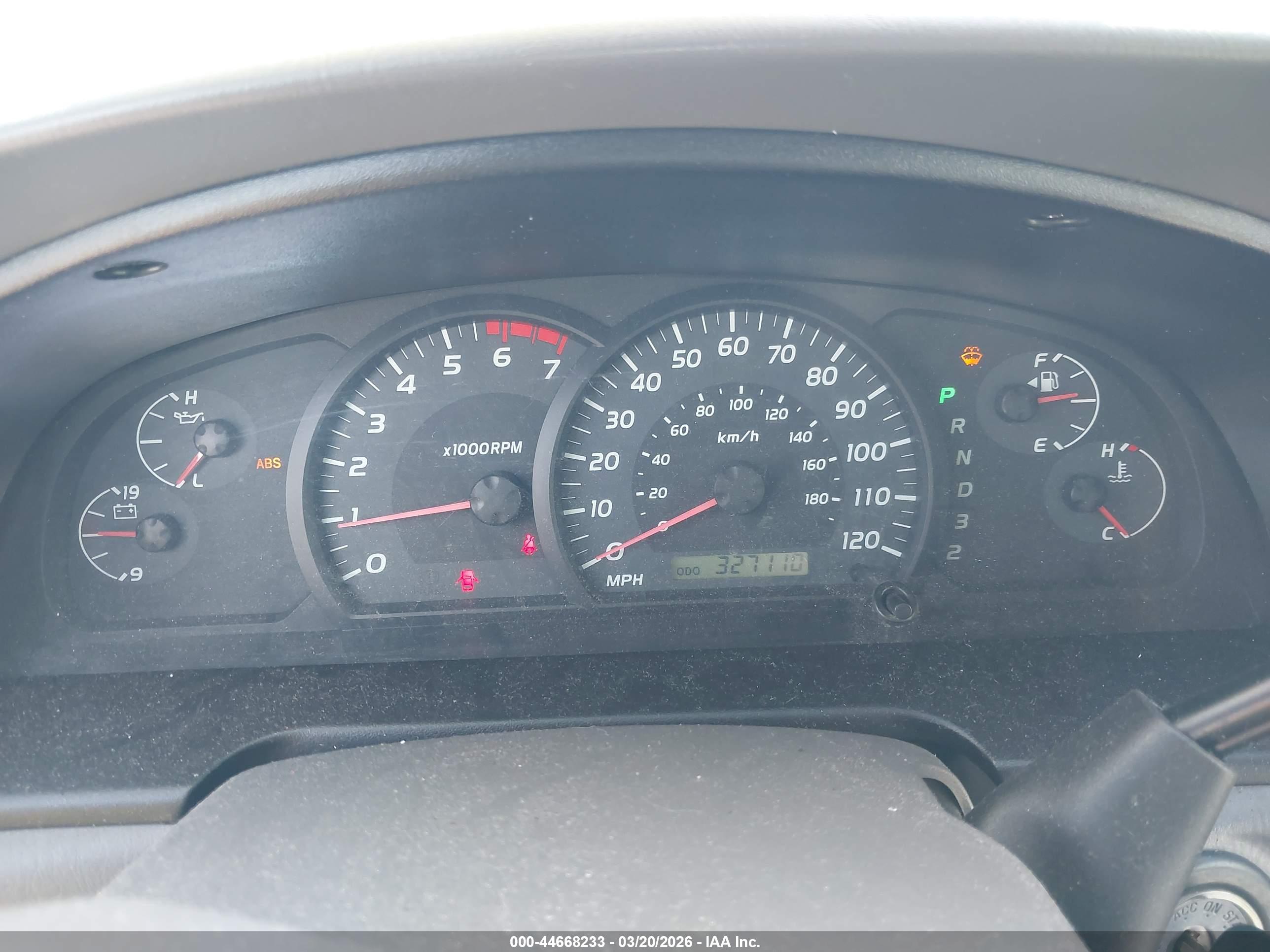 TOYOTA TUNDRA image 7