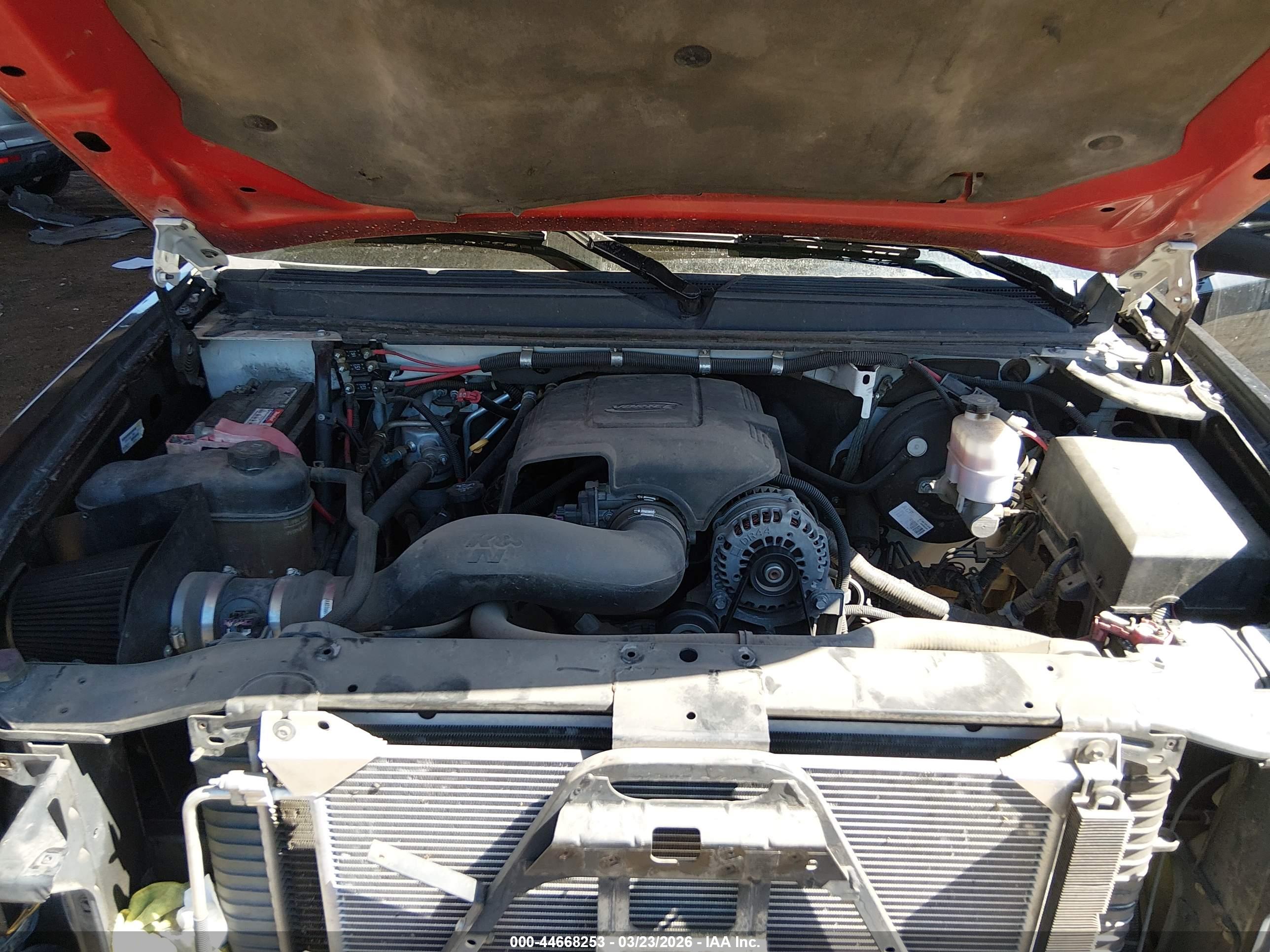 CHEVROLET TAHOE image 10