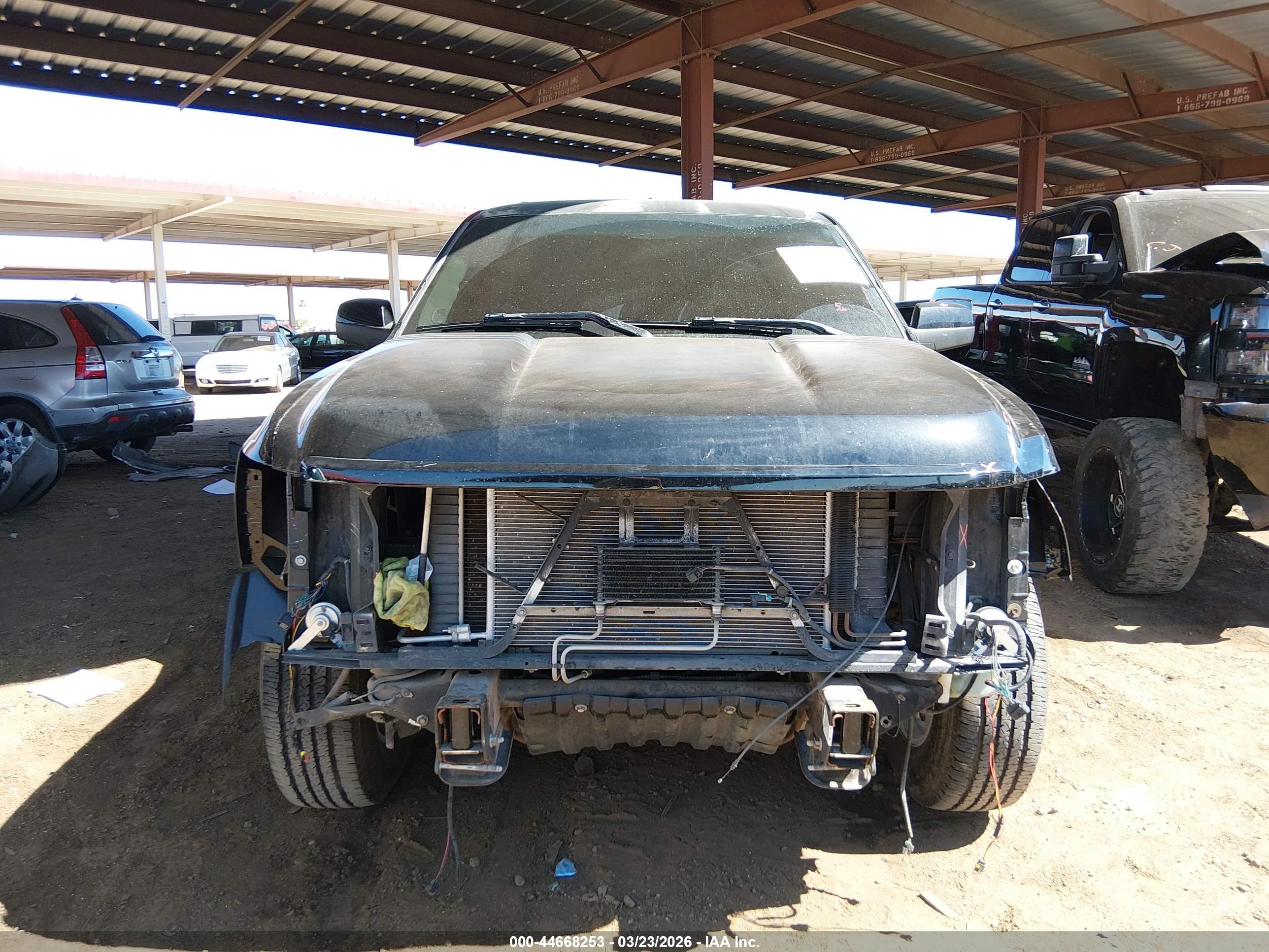 CHEVROLET TAHOE image 6