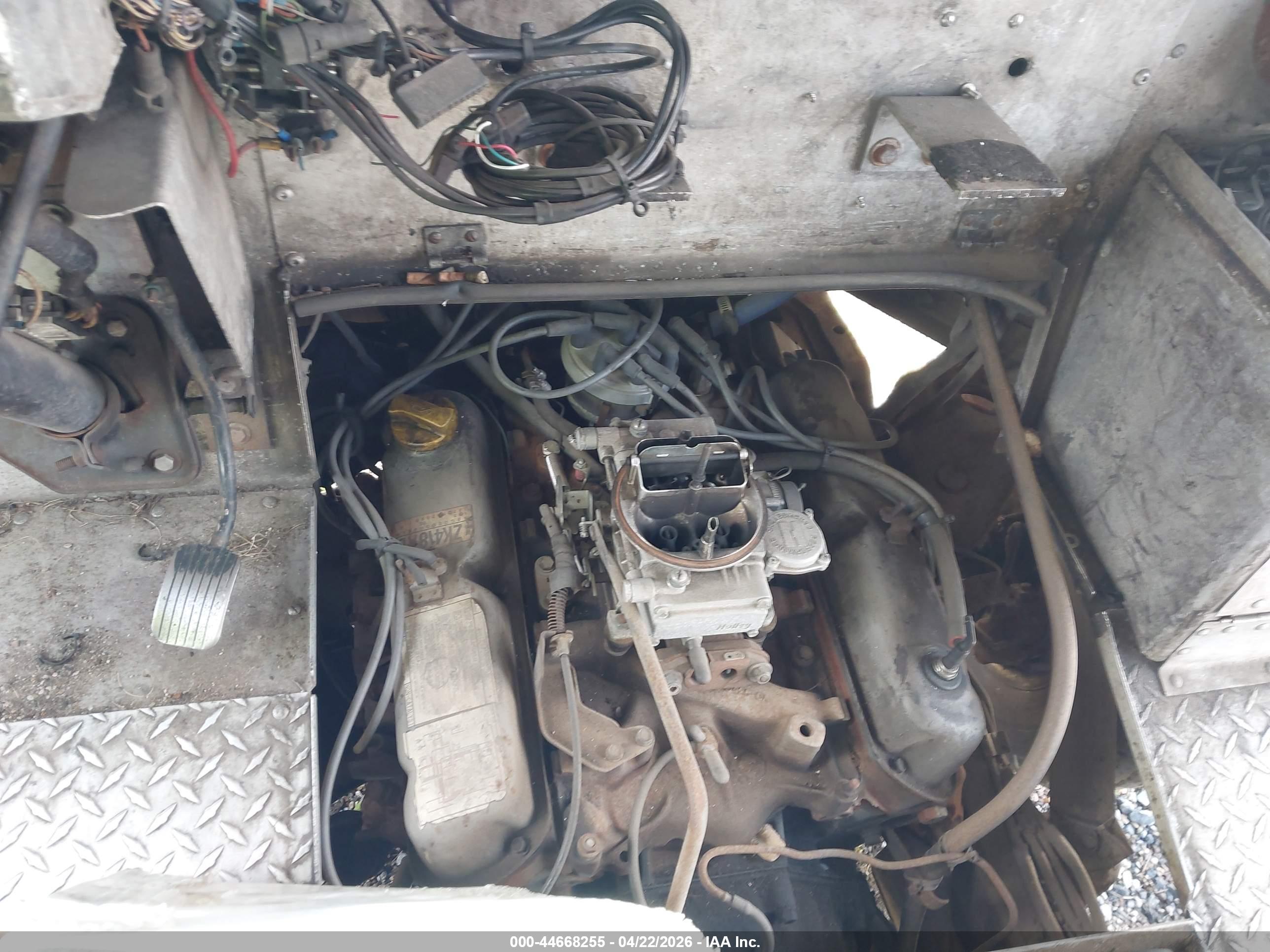FORD ECONOLINE image 10