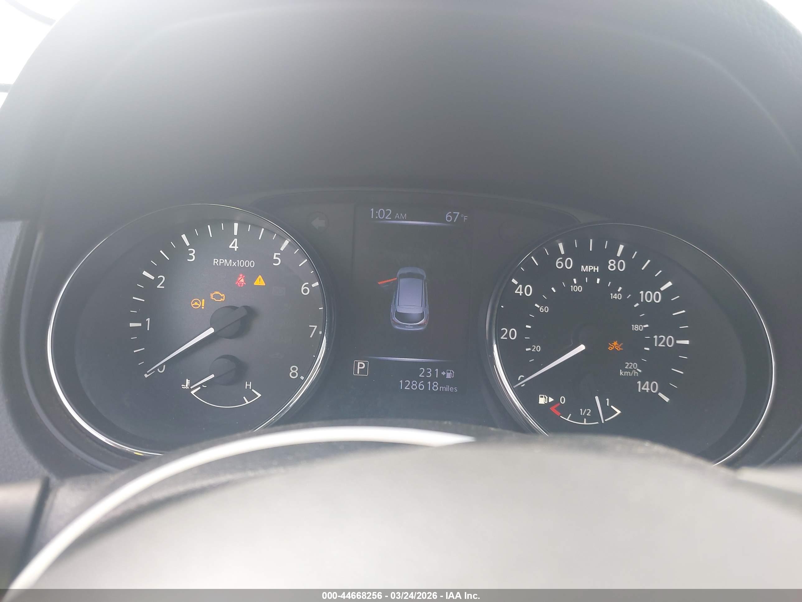 NISSAN ROGUE image 7