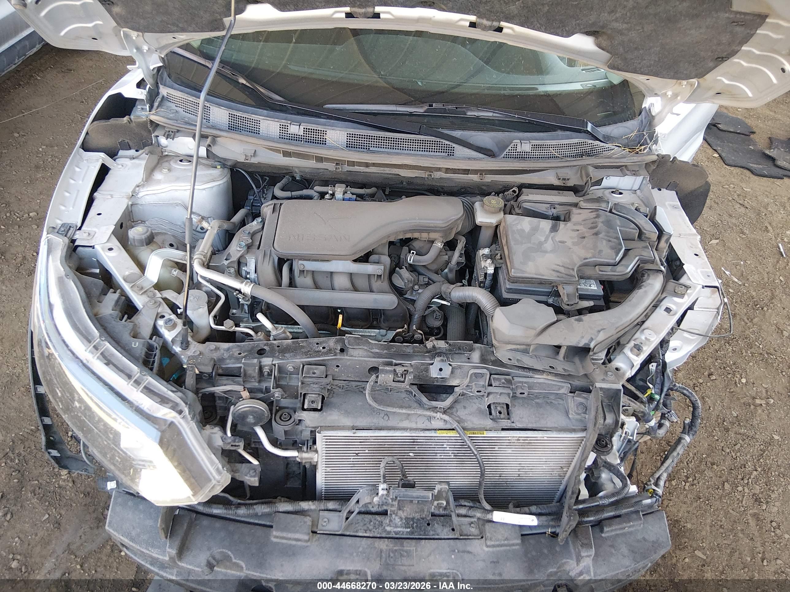 NISSAN ROGUE image 10