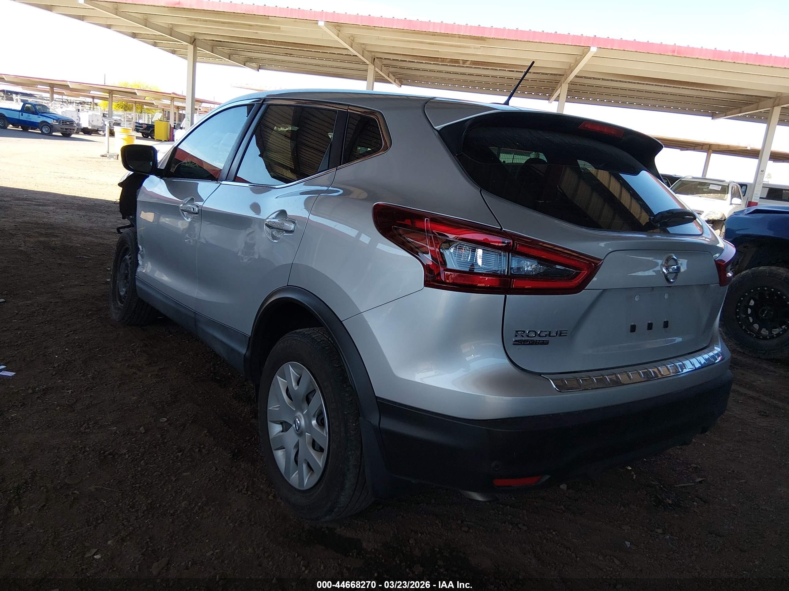 NISSAN ROGUE image 3