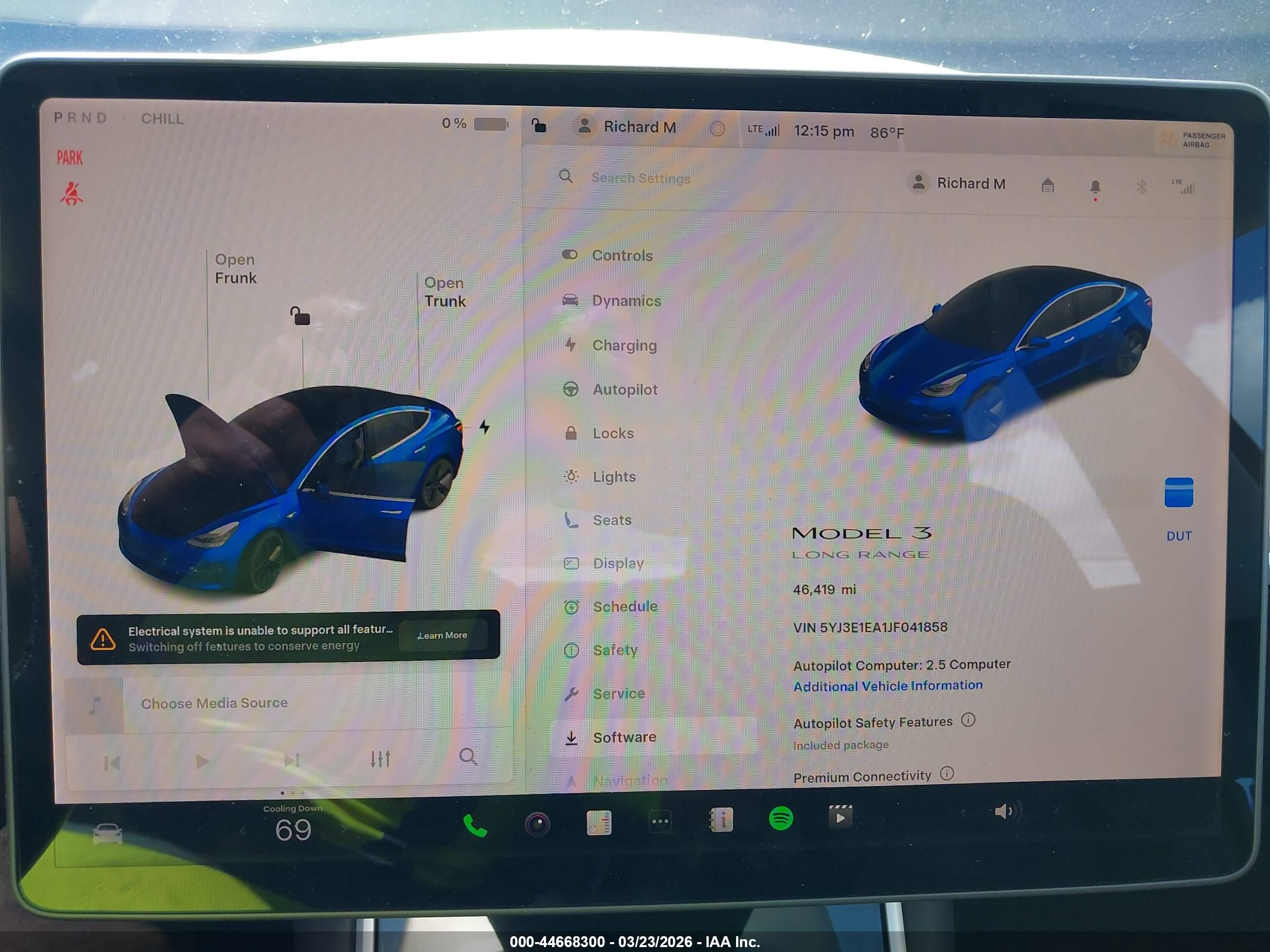 TESLA MODEL image 7
