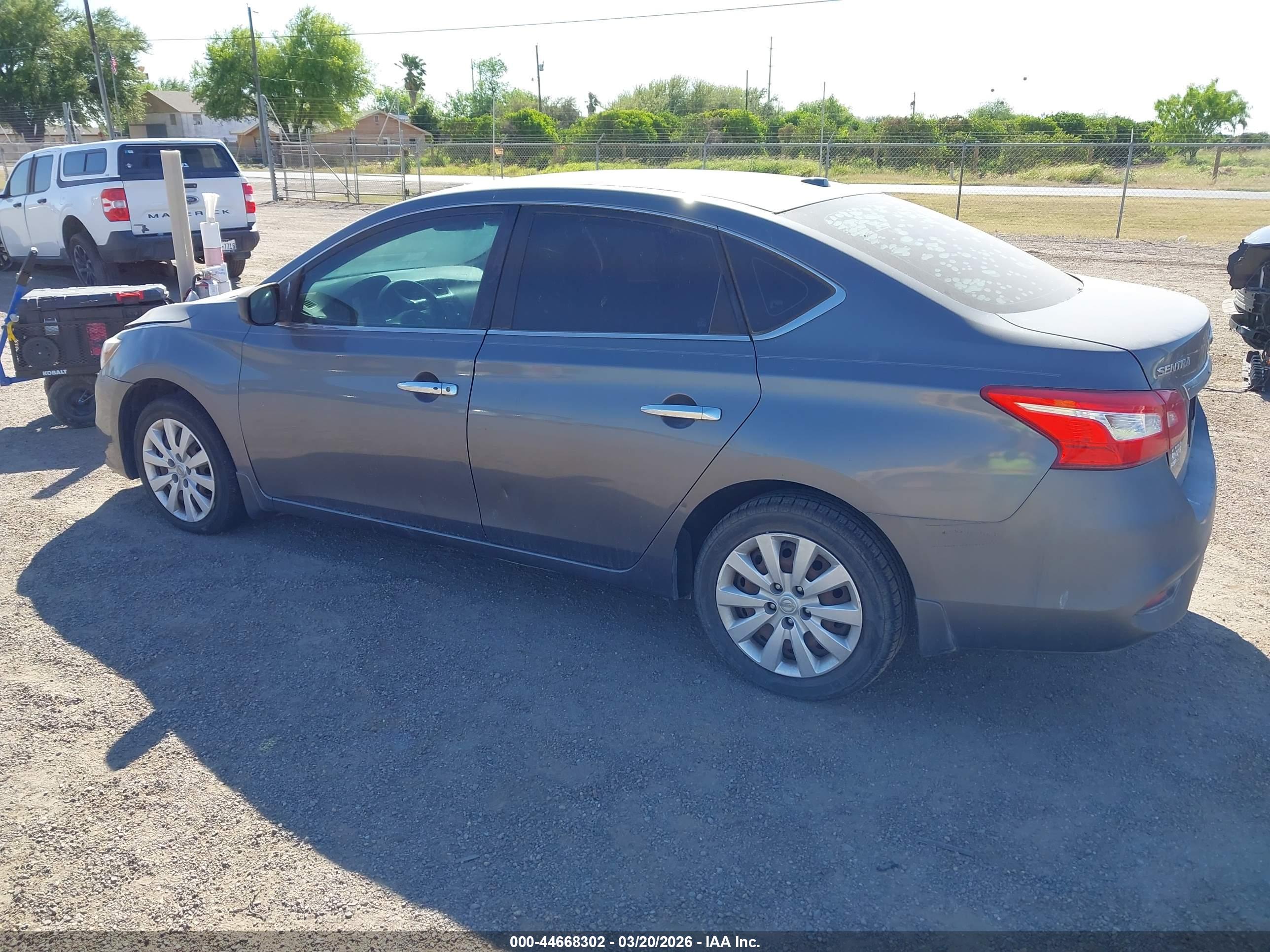 NISSAN SENTRA image 3