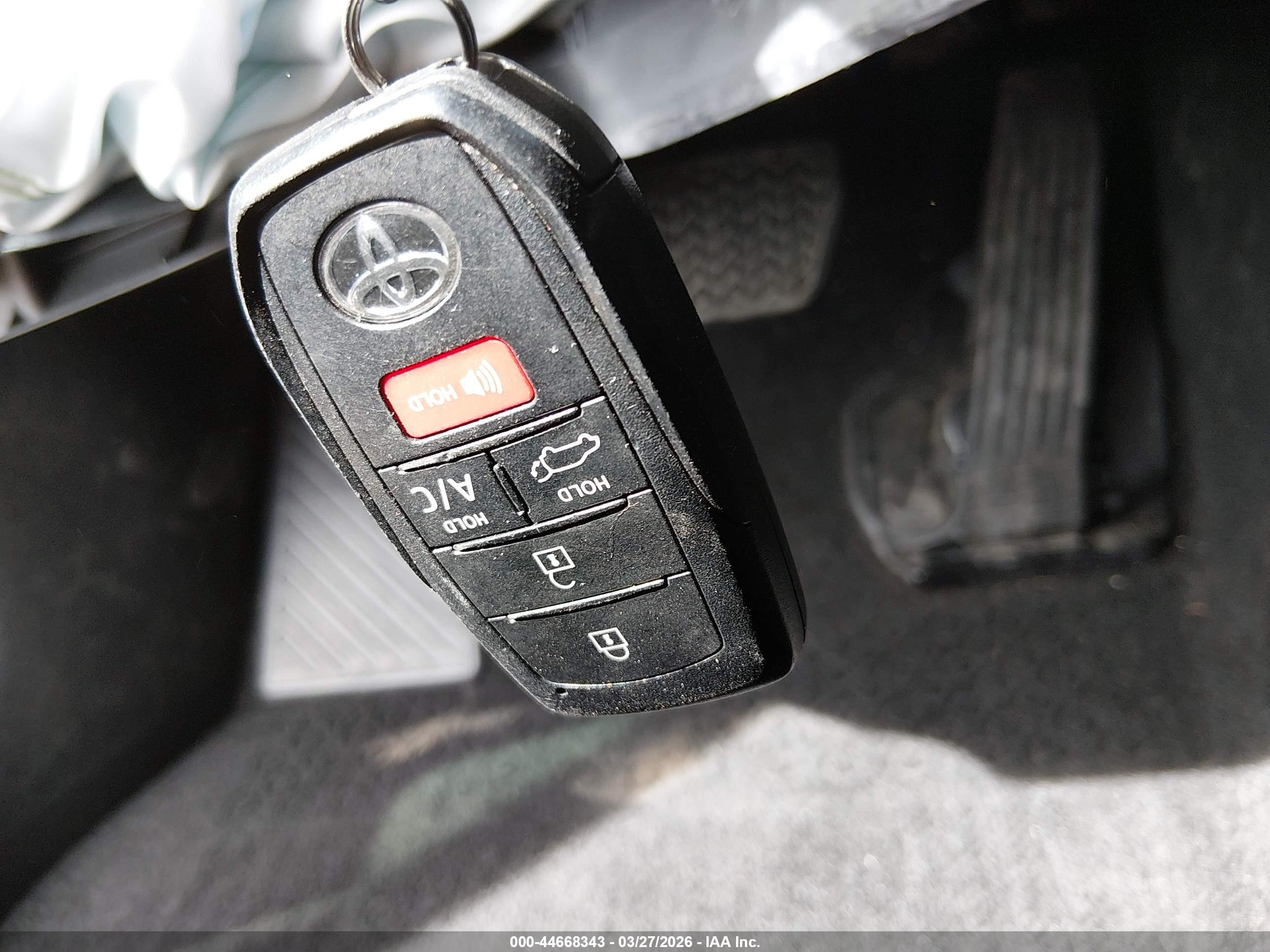 TOYOTA BZ4X image 11