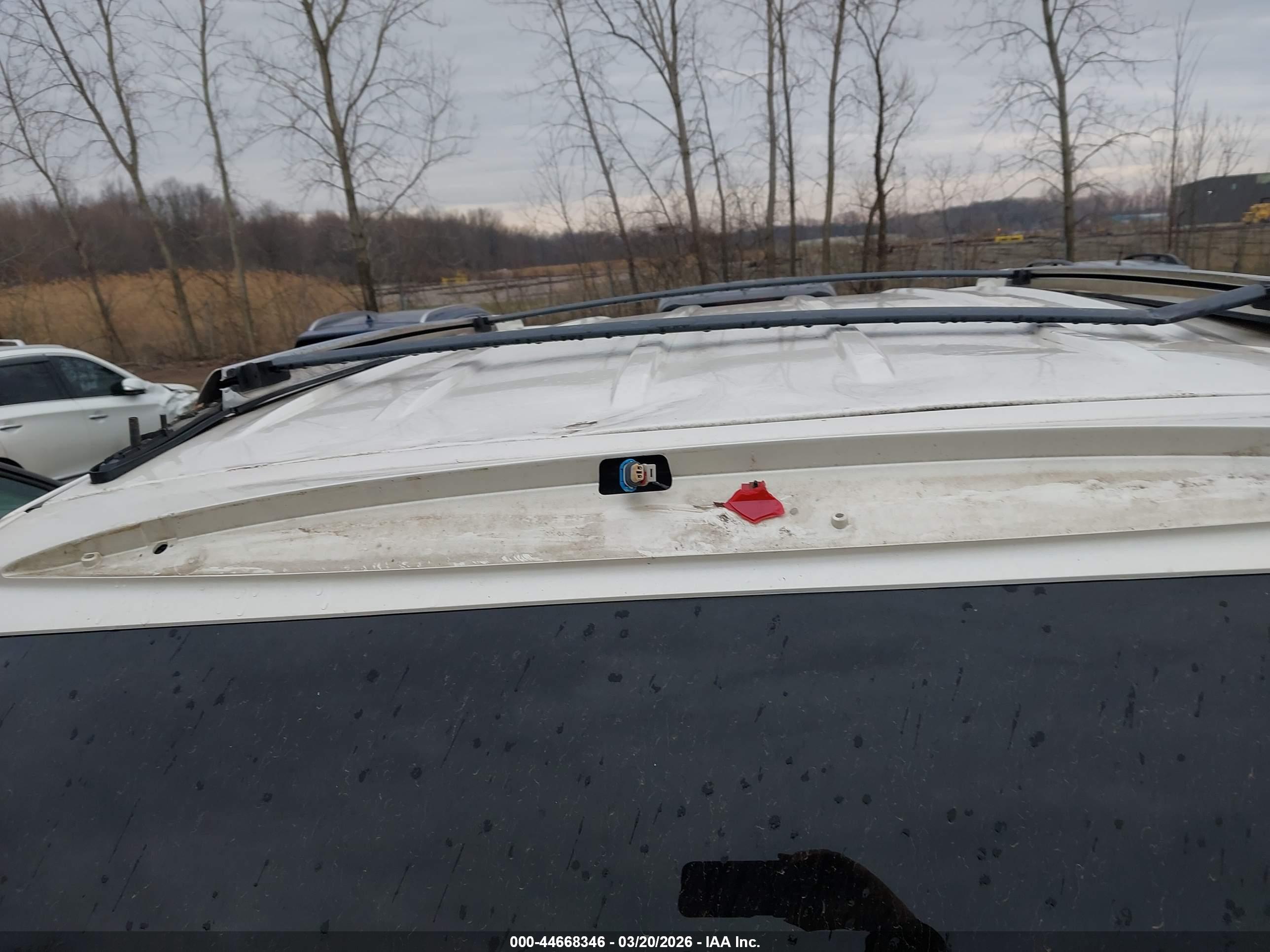 CADILLAC ESCALADE image 6