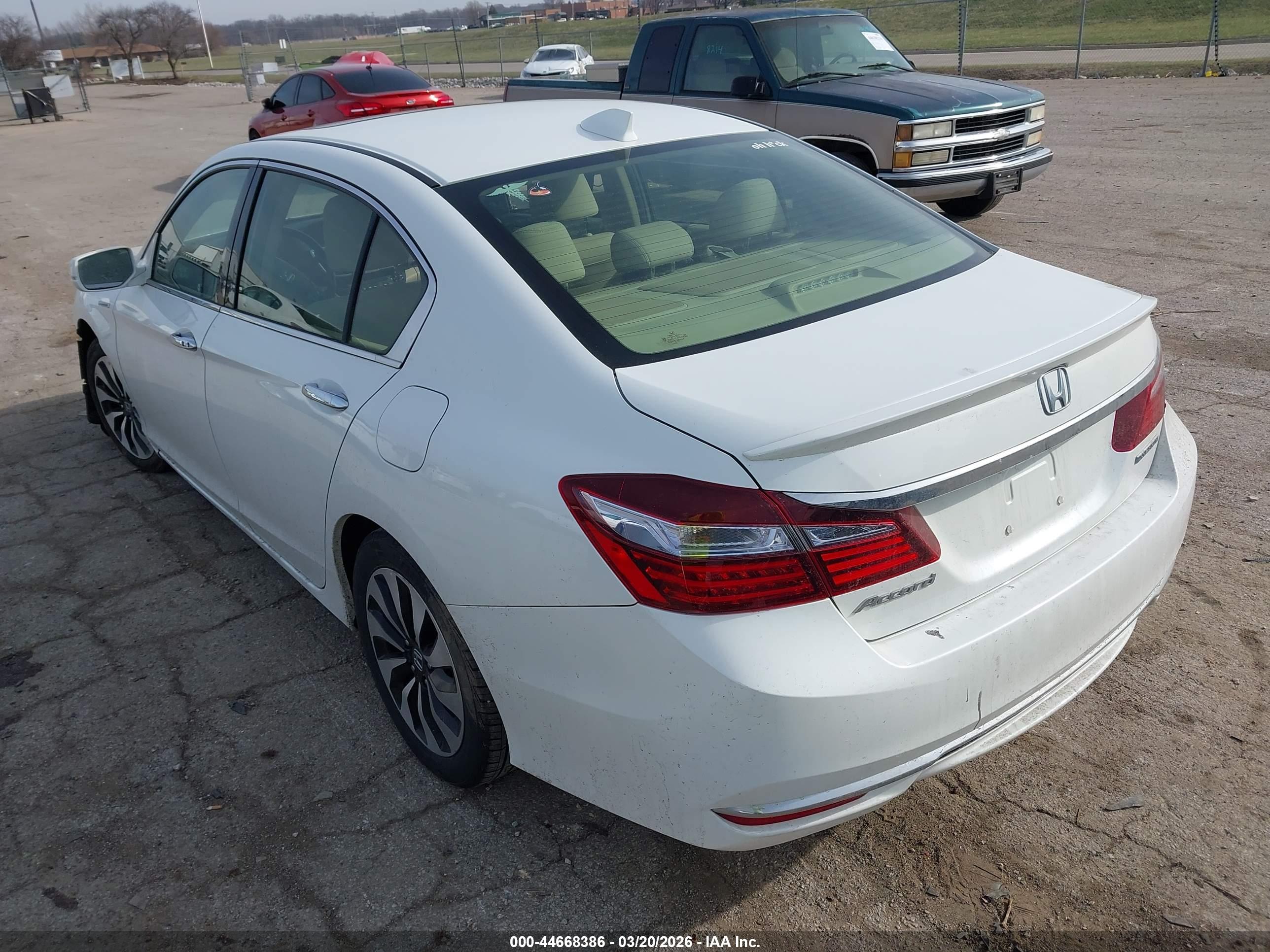 HONDA ACCORD image 3