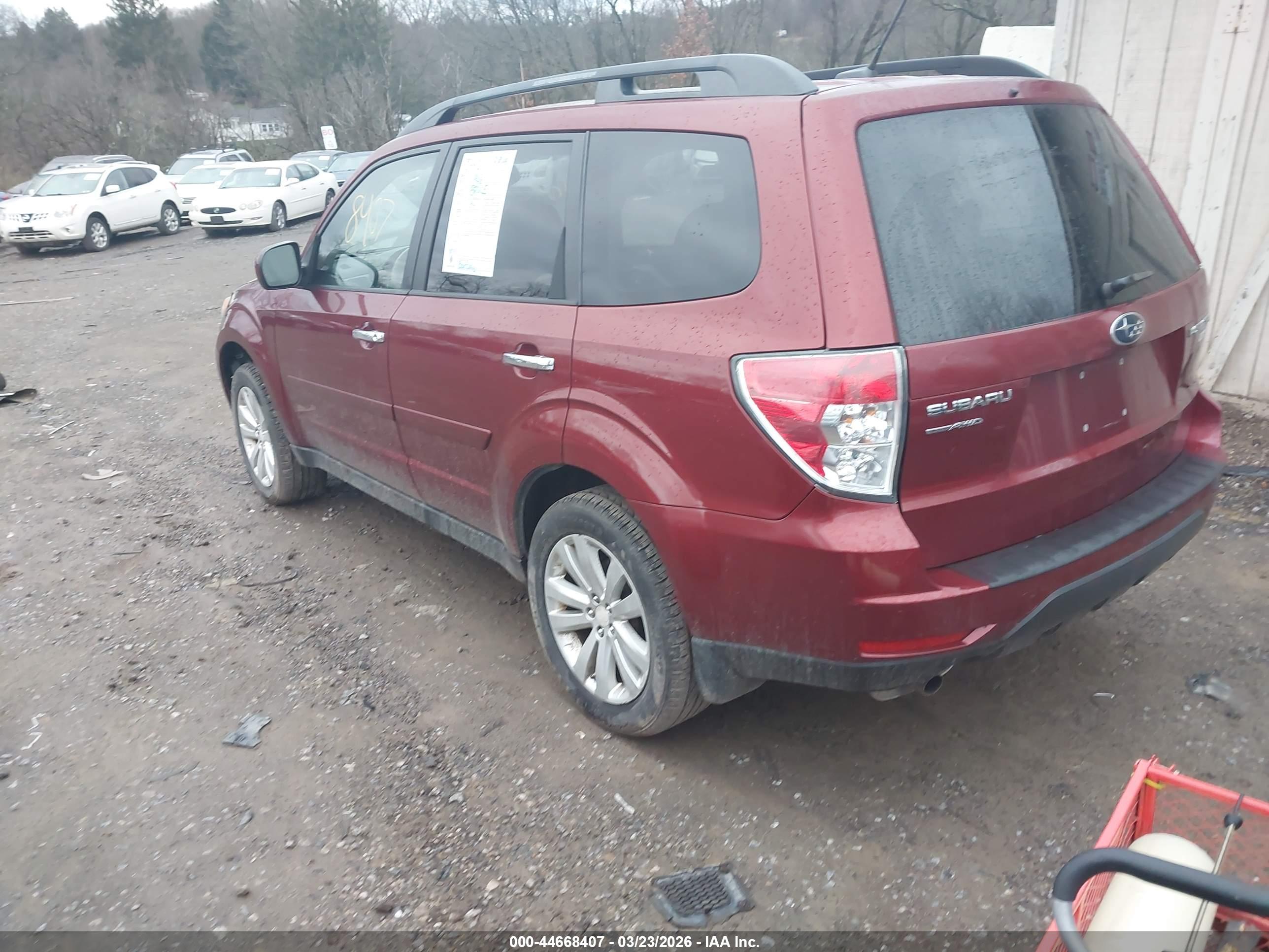 SUBARU FORESTER image 3