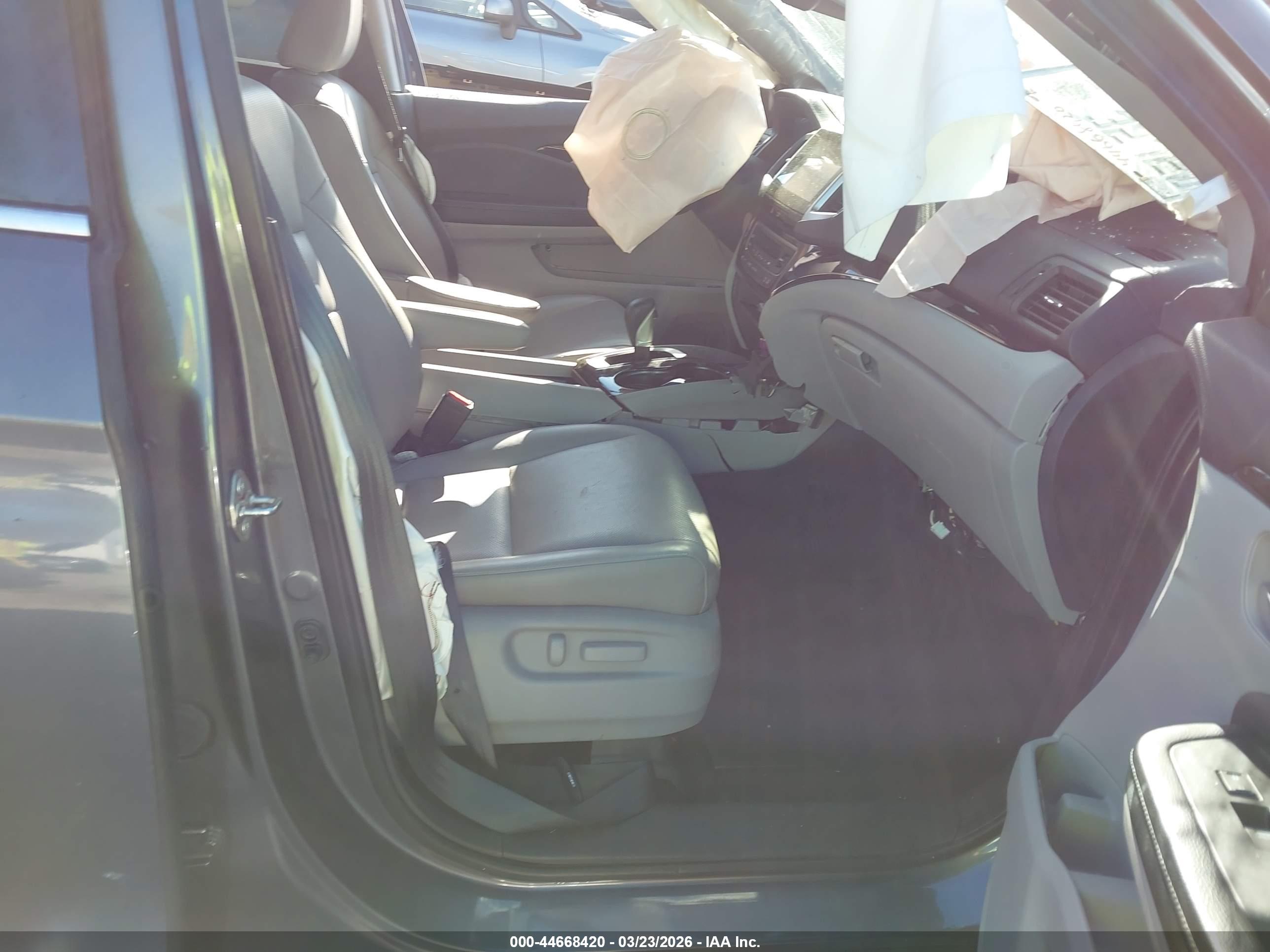 HONDA RIDGELINE image 5