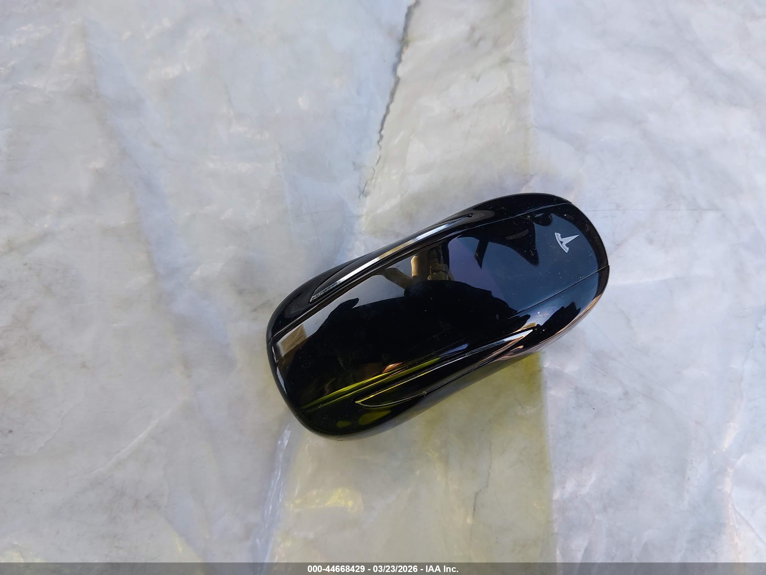 TESLA MODEL image 11