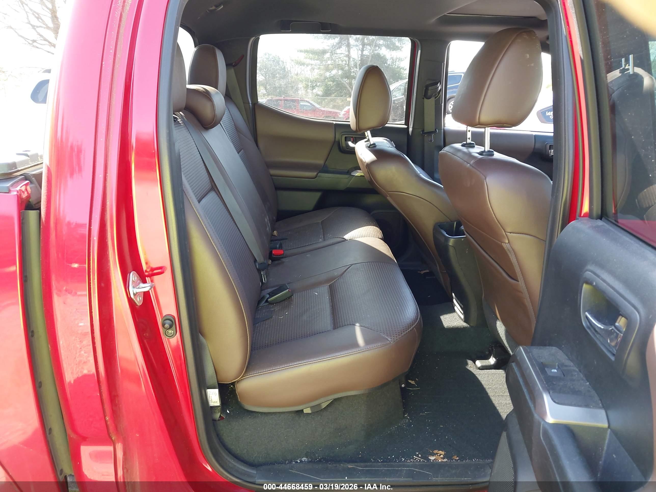 TOYOTA TACOMA image 8