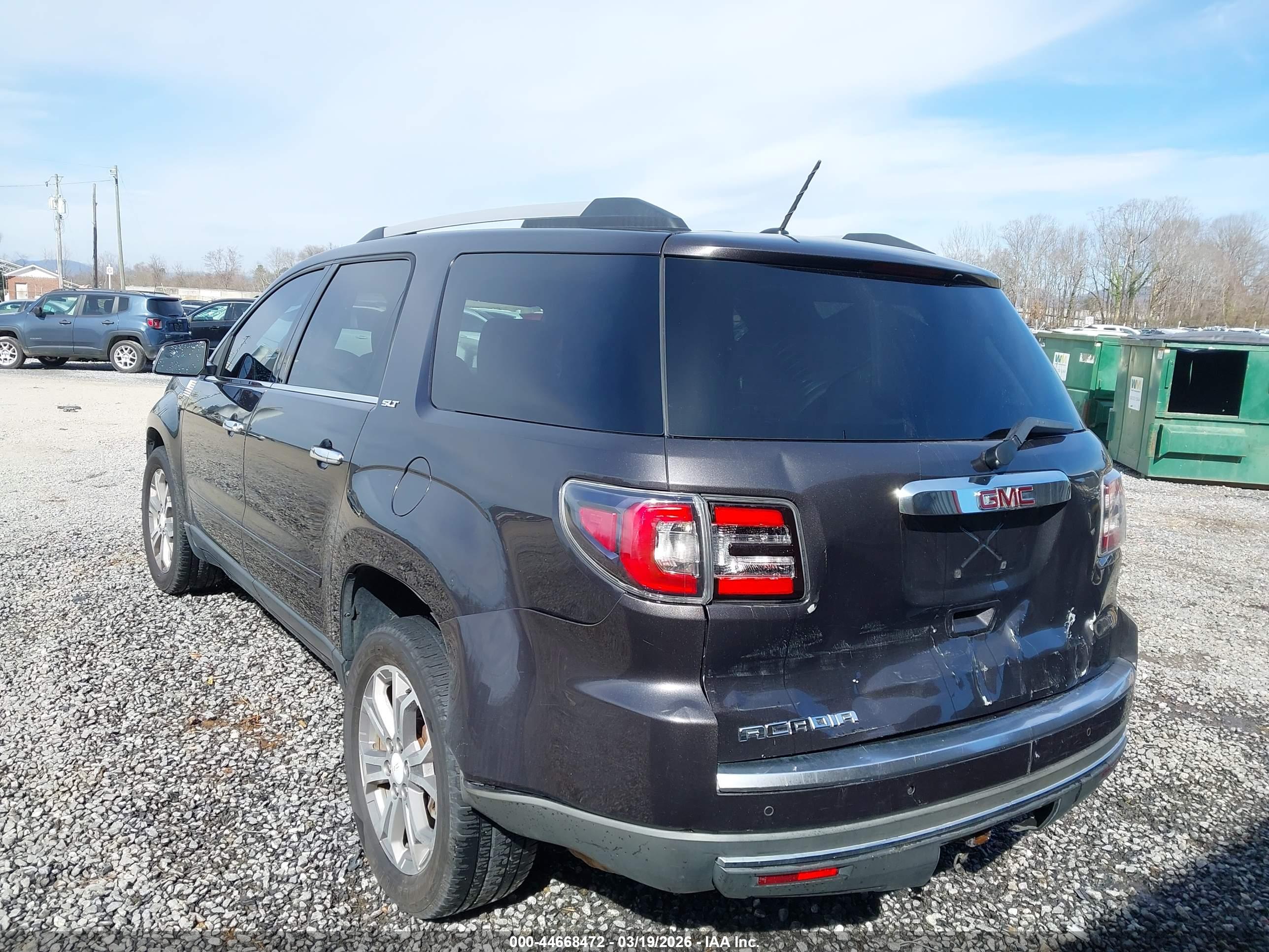GMC ACADIA image 3
