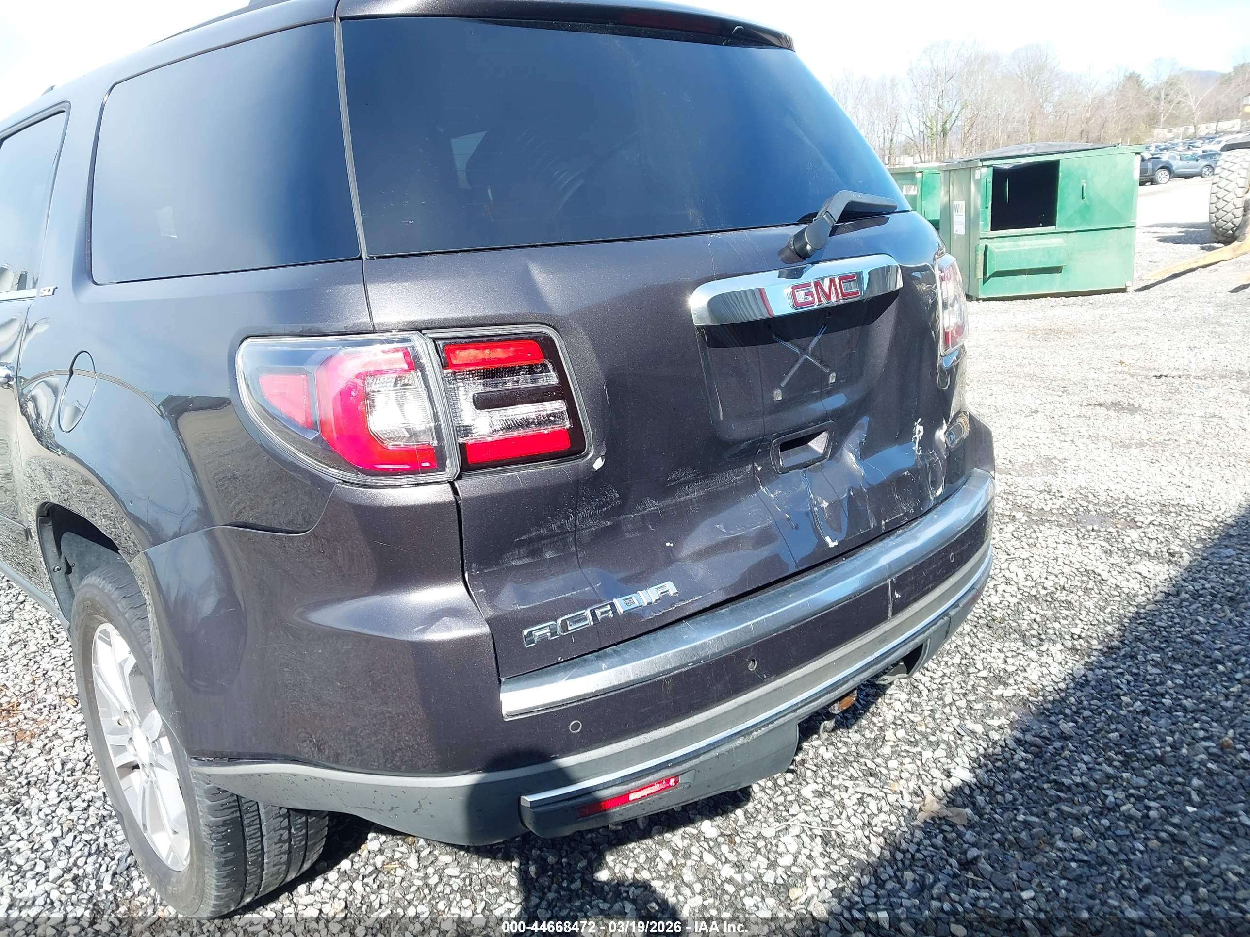 GMC ACADIA image 6