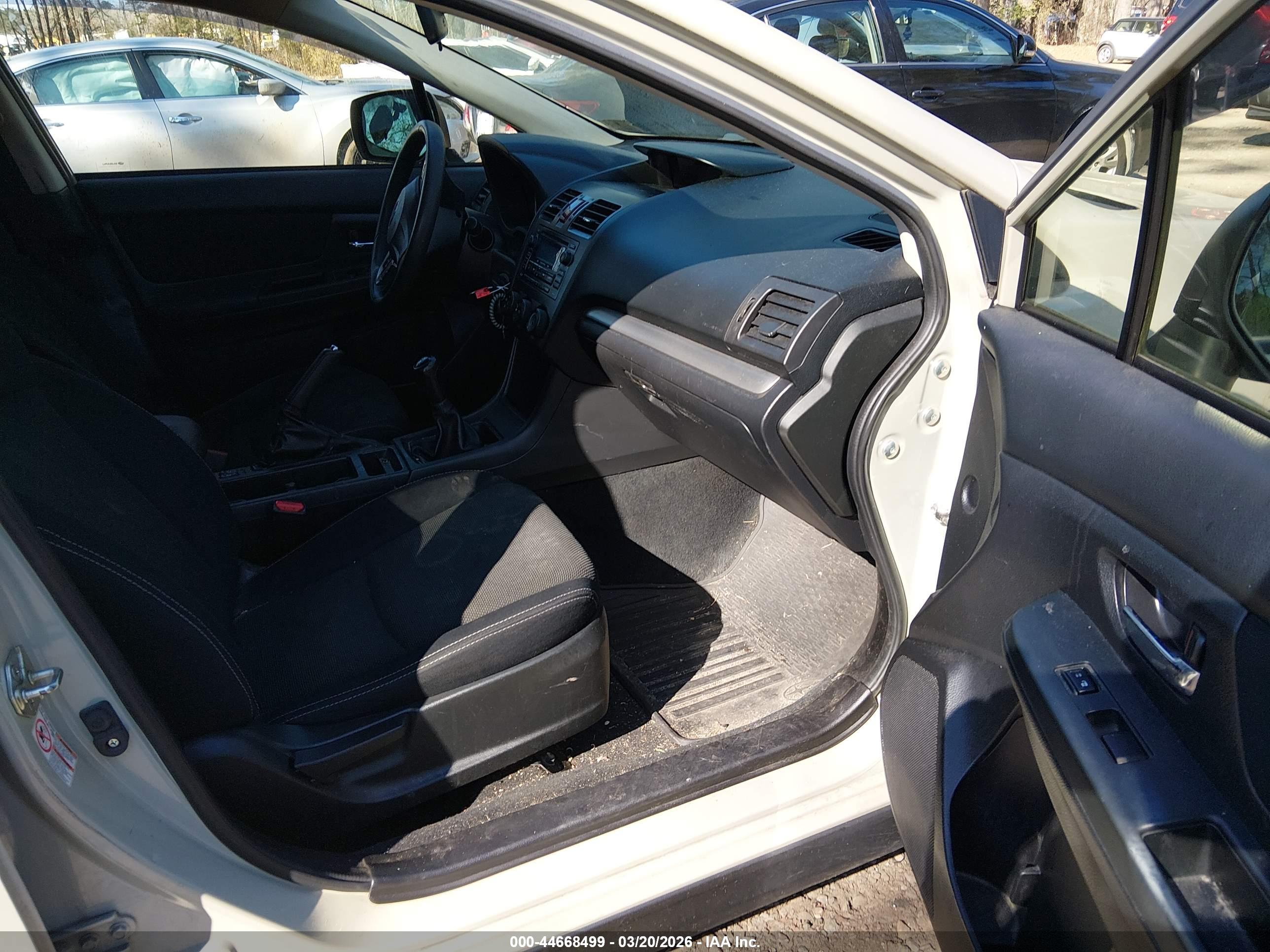 SUBARU XV image 5