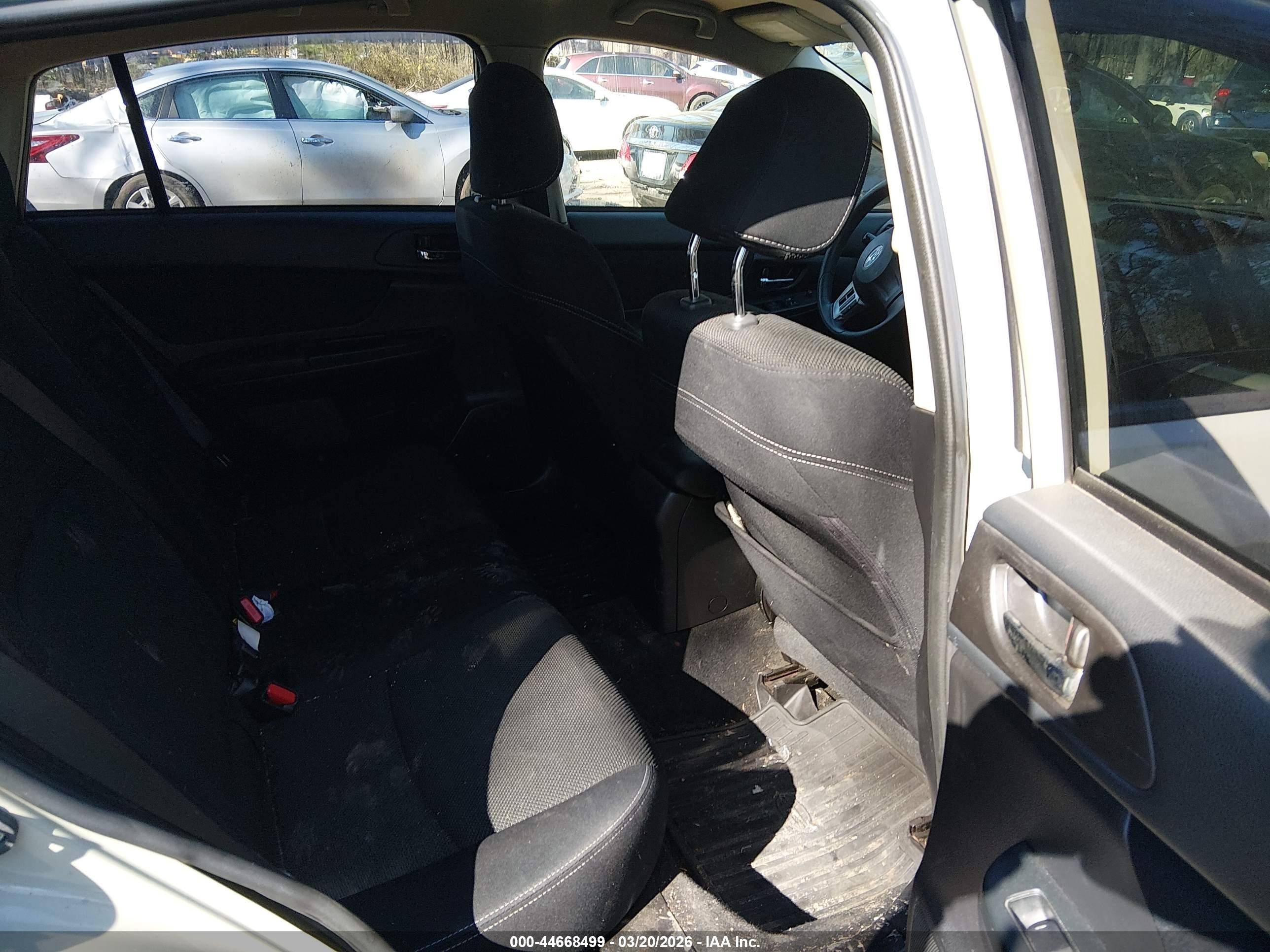 SUBARU XV image 8