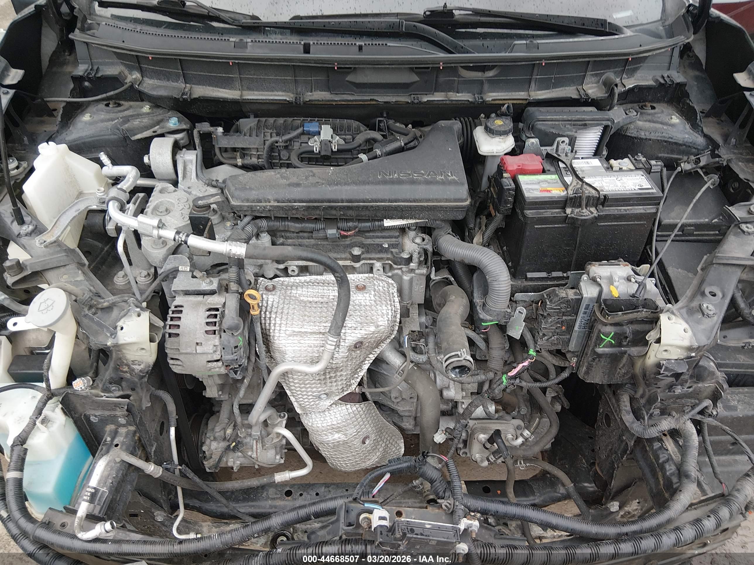 NISSAN ROGUE image 10