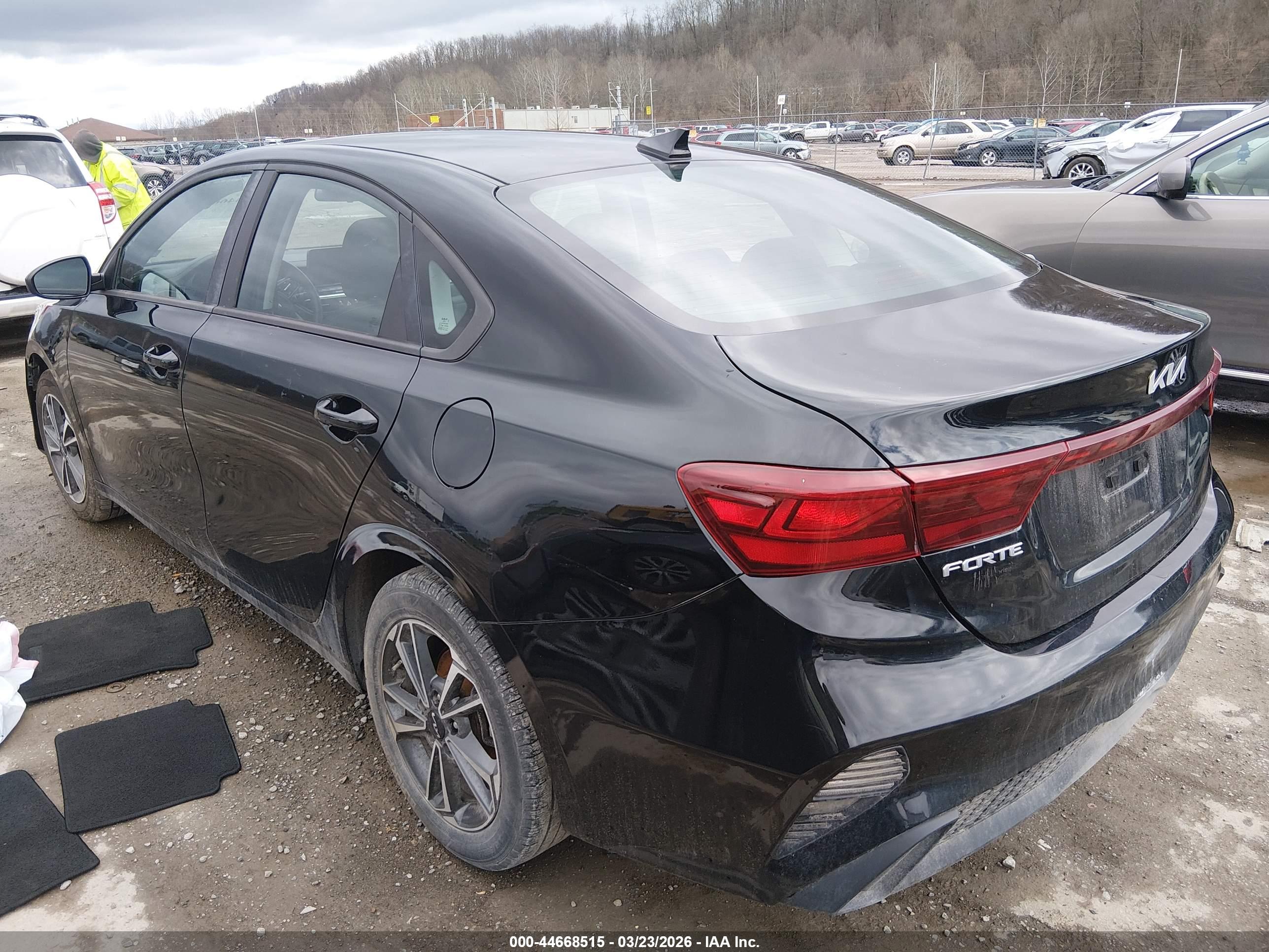 KIA FORTE image 3