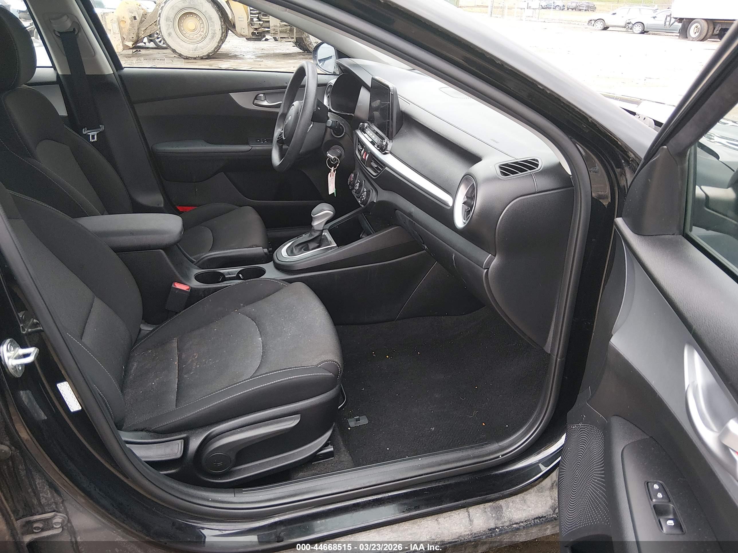 KIA FORTE image 5