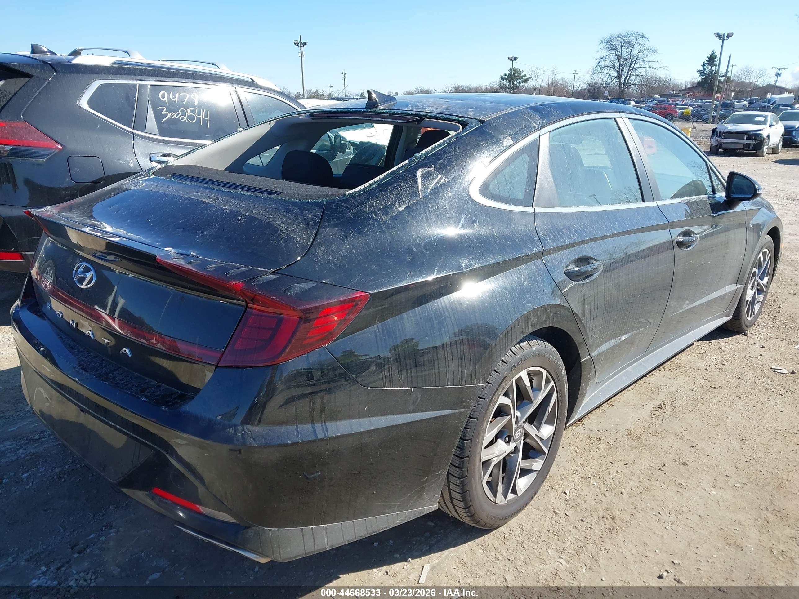 HYUNDAI SONATA image 4